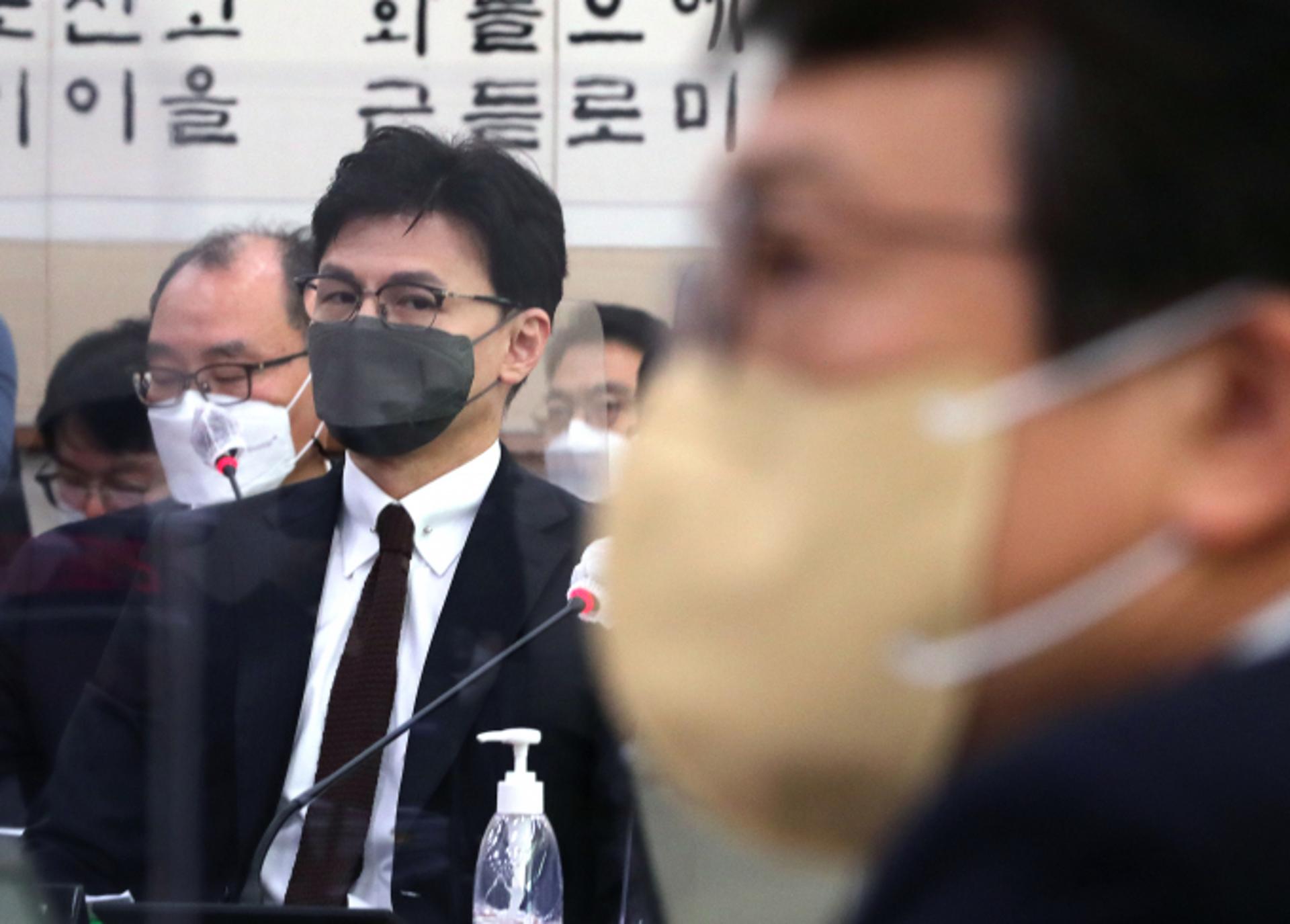 '청담동 술자리 의혹'… 김의겸 "100% 이겨"vs與 "근거없는 자신감"