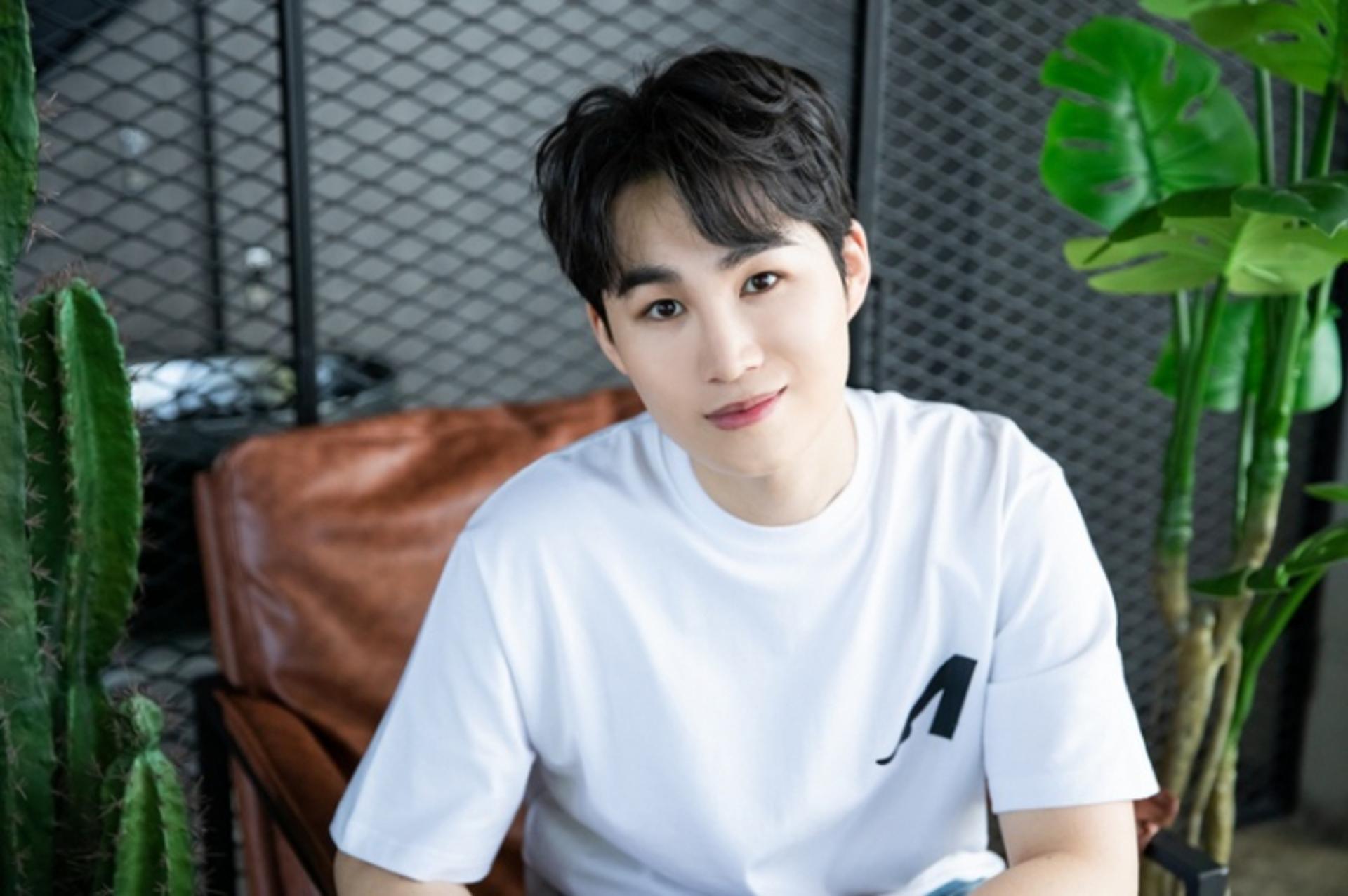 "초록뱀 연예인 출연료 가압류 승인"… 김희재, 입장 밝힐까