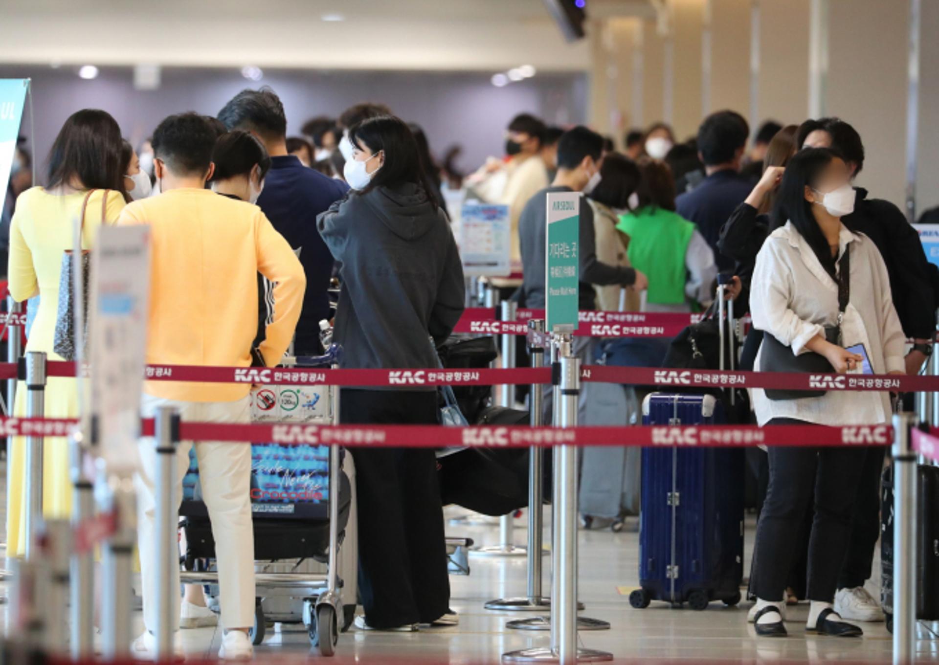 설 연휴 김포공항, 21일 가장 붐빈다… 제주공항은