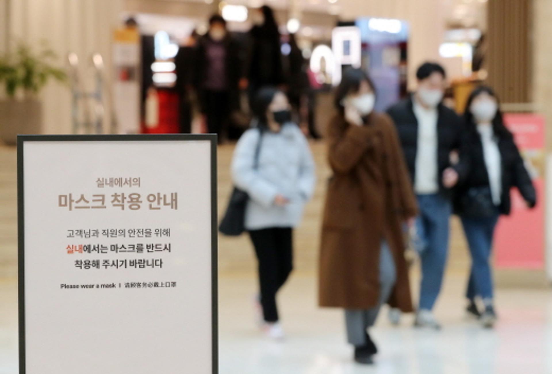 10명 중 6명 걸렸다… 코로나 확진자 '3000만명' 눈앞(종합)