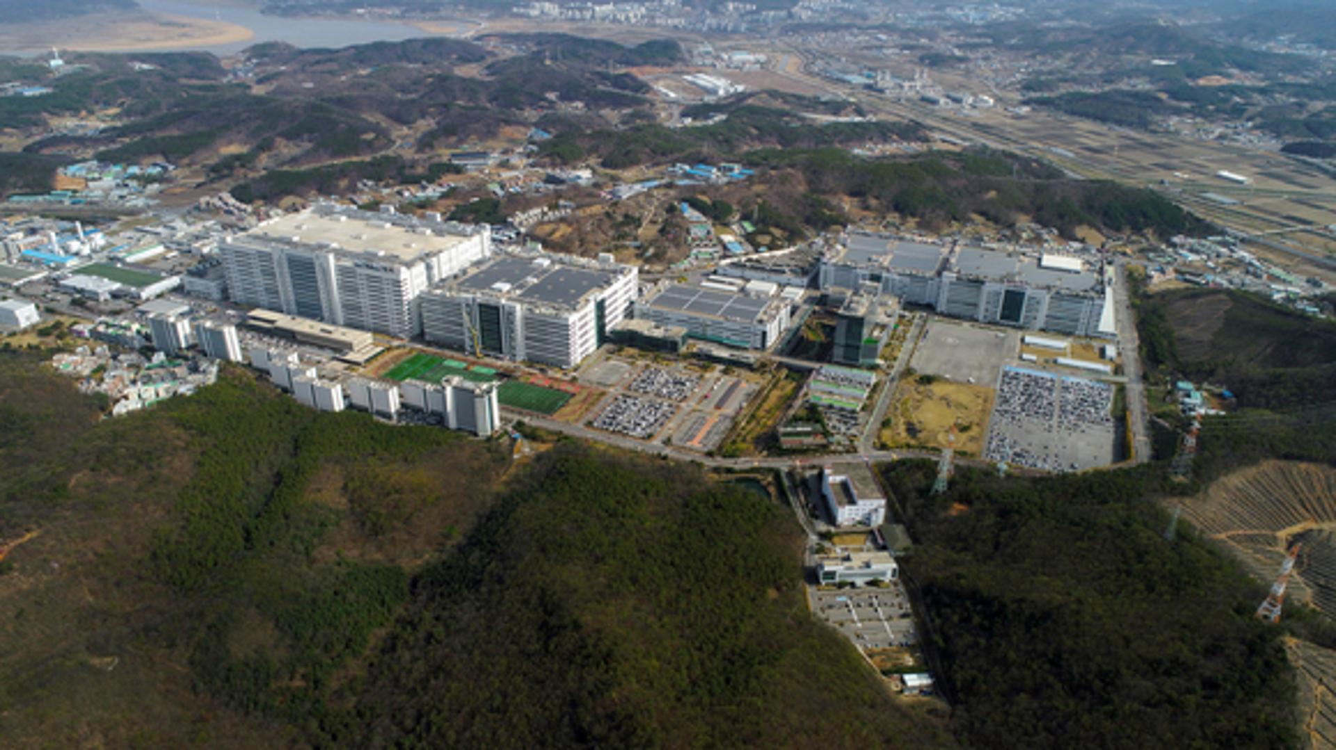 LG디스플레이, 지난해 2조850억원 적자… 수요 둔화 직격탄