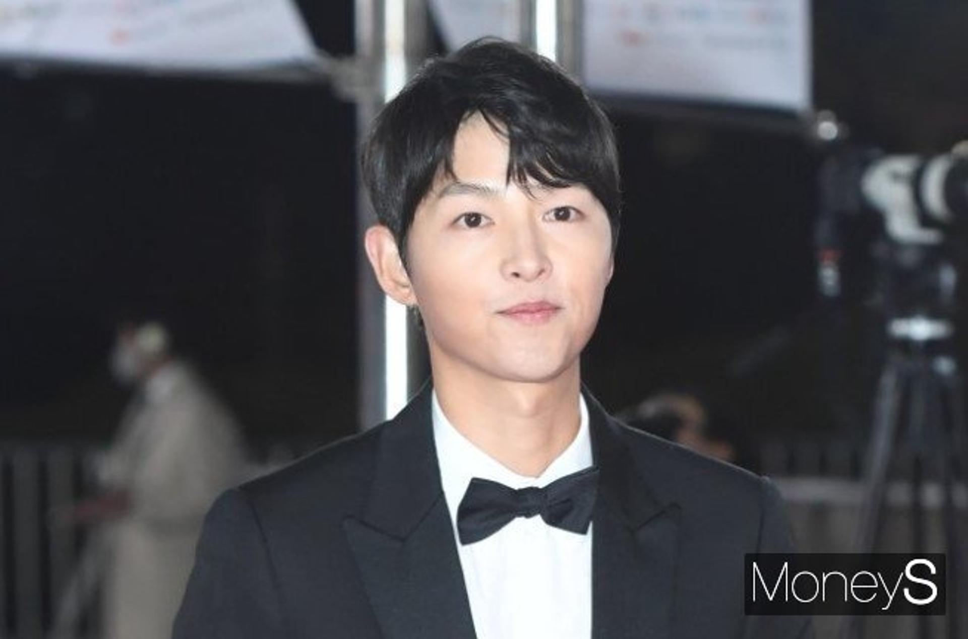 "송중기, 2번 결혼할 명조"… '재혼' 후 쏟아지는 관심