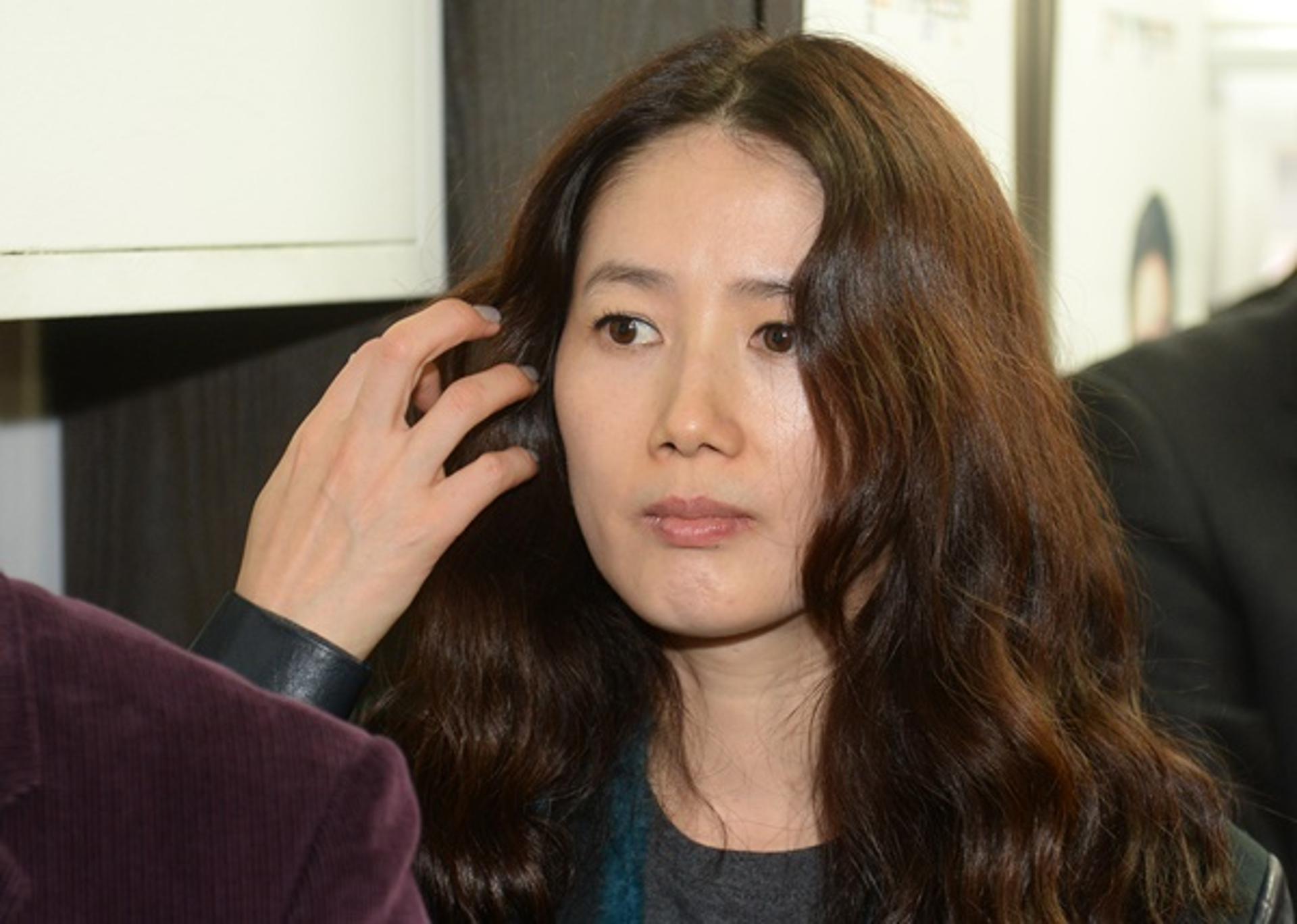 "함께 해 영광" vs "사실무근"… 심은하 복귀설 솔솔