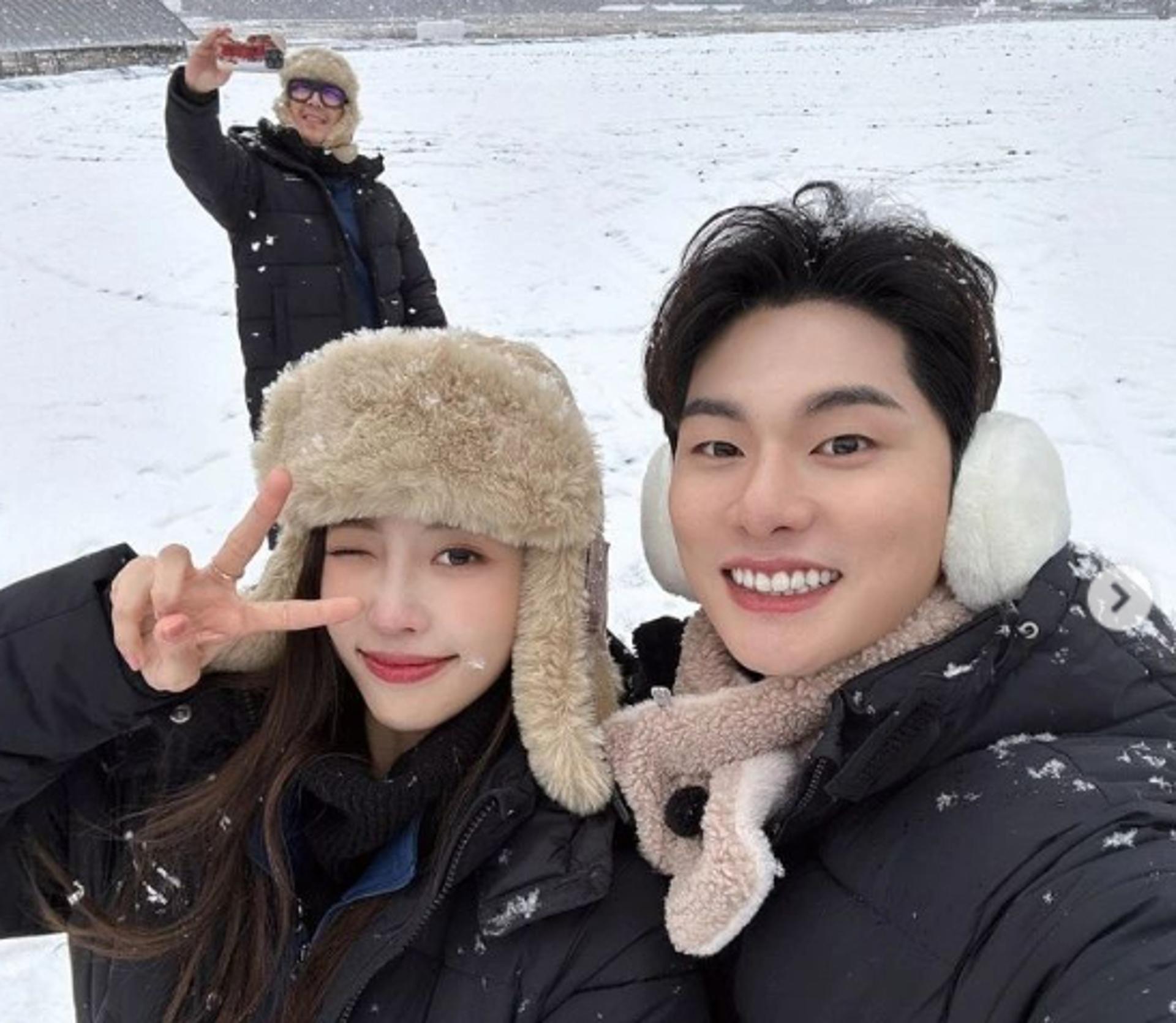 "찐으로 사귀나요" 이미주♥이이경 '다정 셀카' 공개