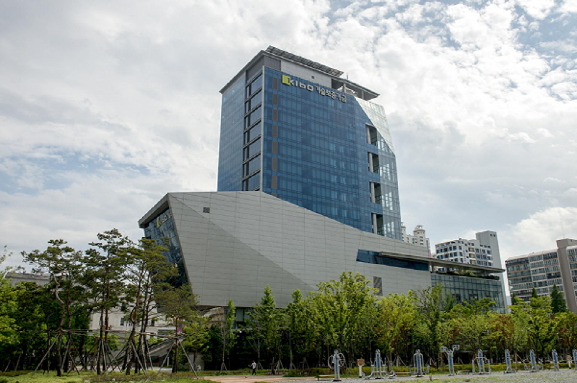 기보, 중소기업 중심 맞춤형 기술거래 지원