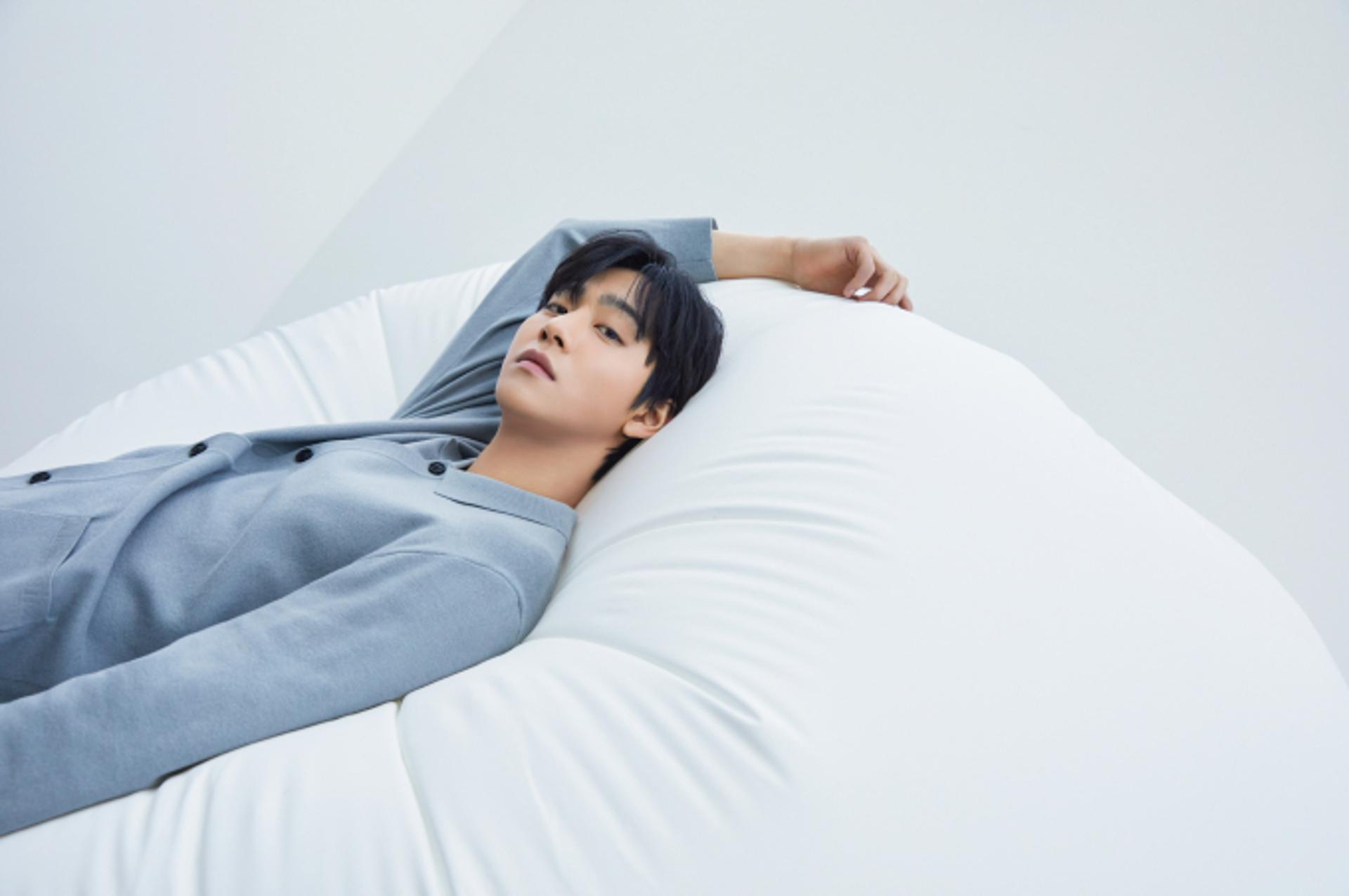 [★화보] 안효섭, 봄 무드 톤온톤 미니멀룩…'눈빛이 다했네'
