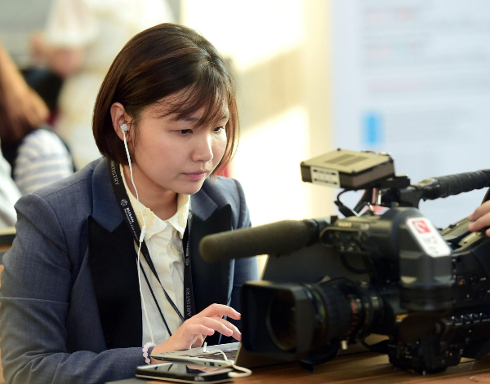 "방송인 출신 기자" 조정린, 3월의 신부 된다… "더 열심히 살겠다"