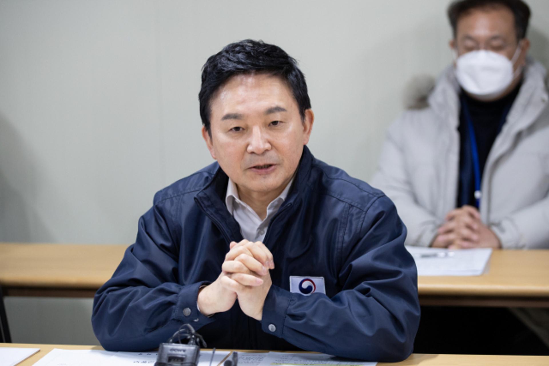 "불법 월례비 처단" vs "건설현장 초과노동 안해" 정부-노조 붙었다