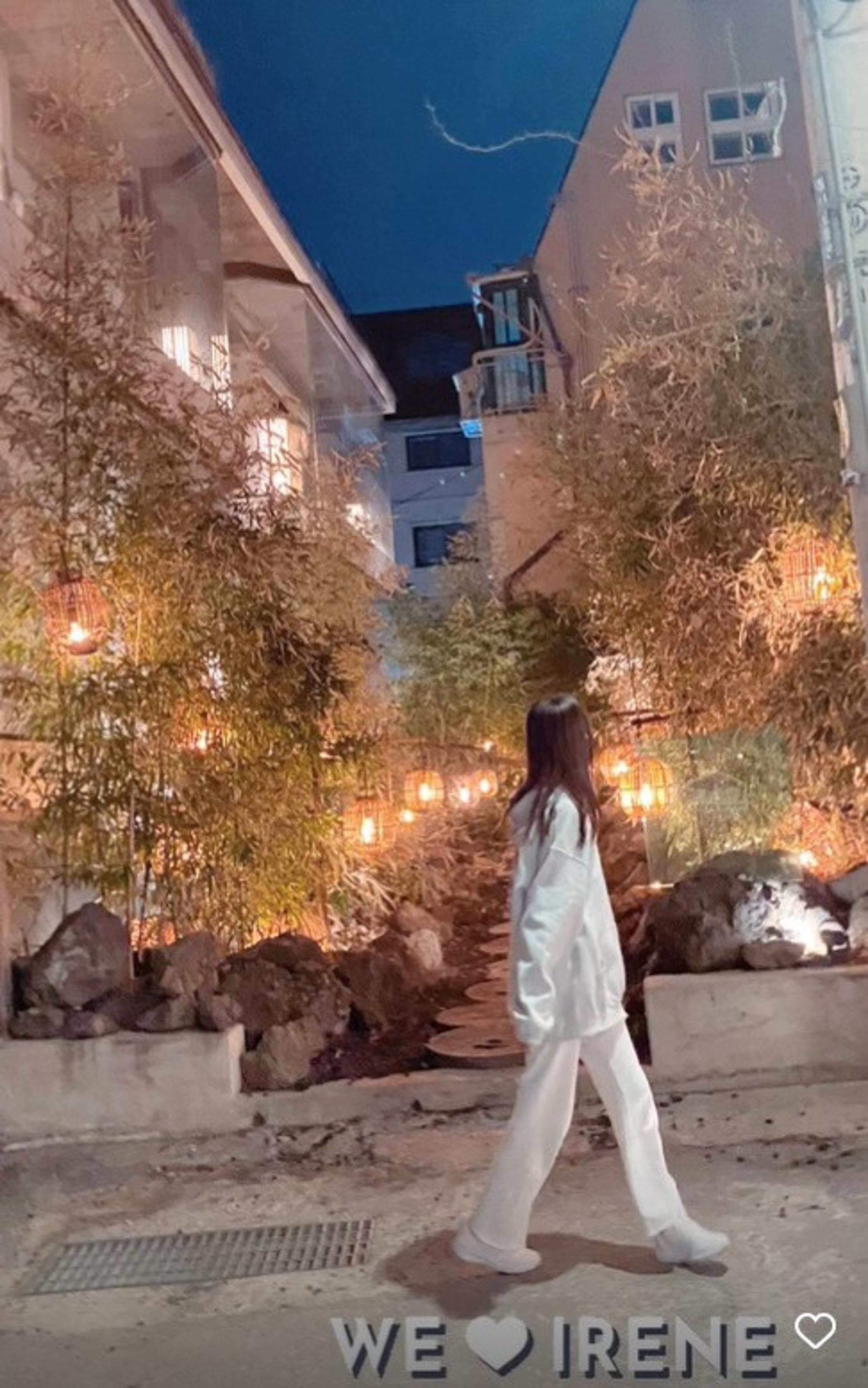 김희선, 15세 딸과 밤 산책… "너무 예쁠 것 같아"