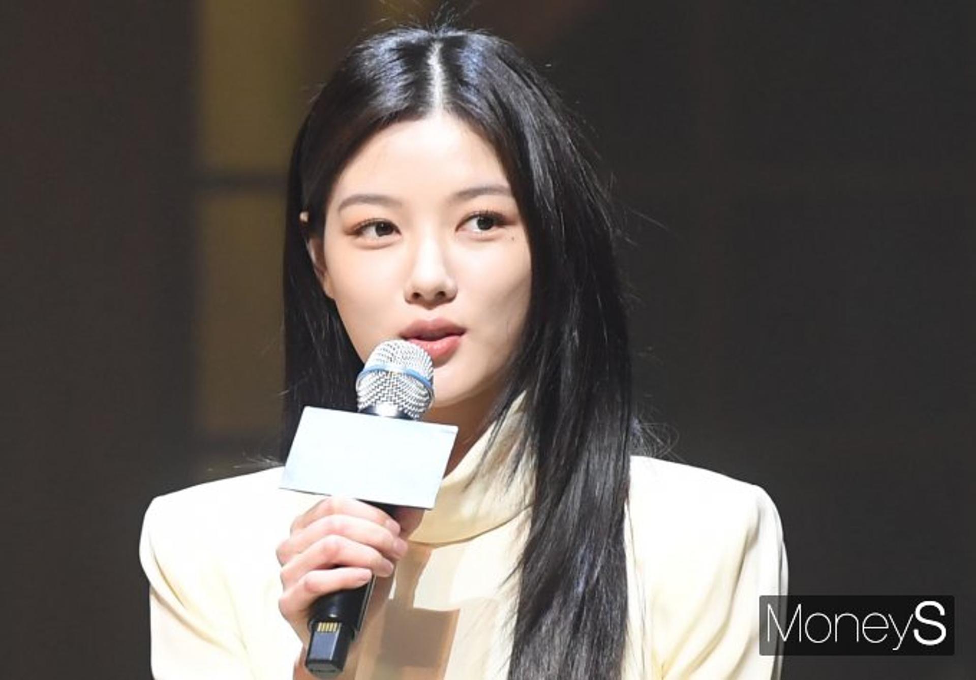 배우 김유정, 팬들 선물 거절한 사연… 알고 보니?