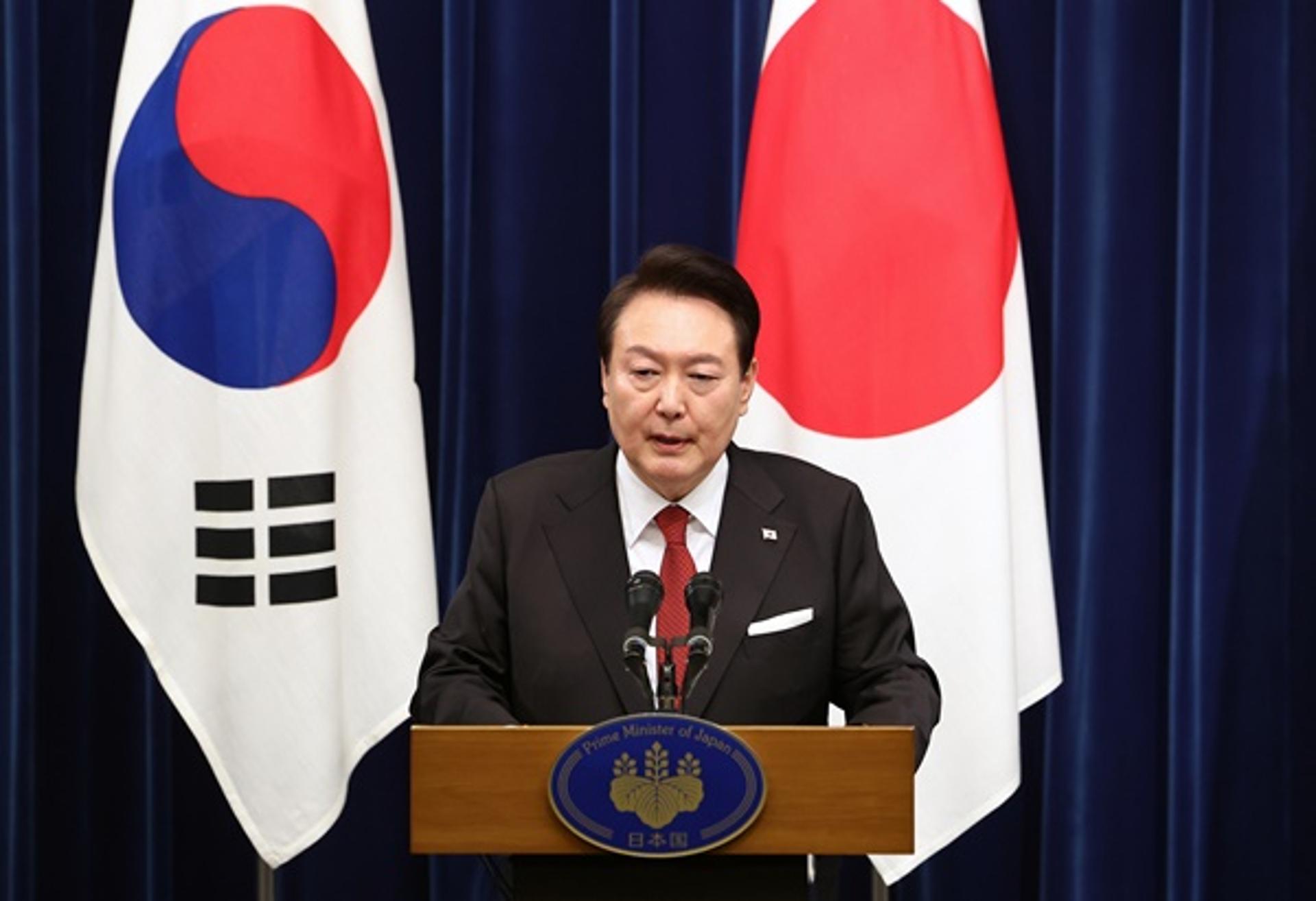 한일, 지소미아 정상화 선언…尹 "경제·안보 대화 조기 재개"