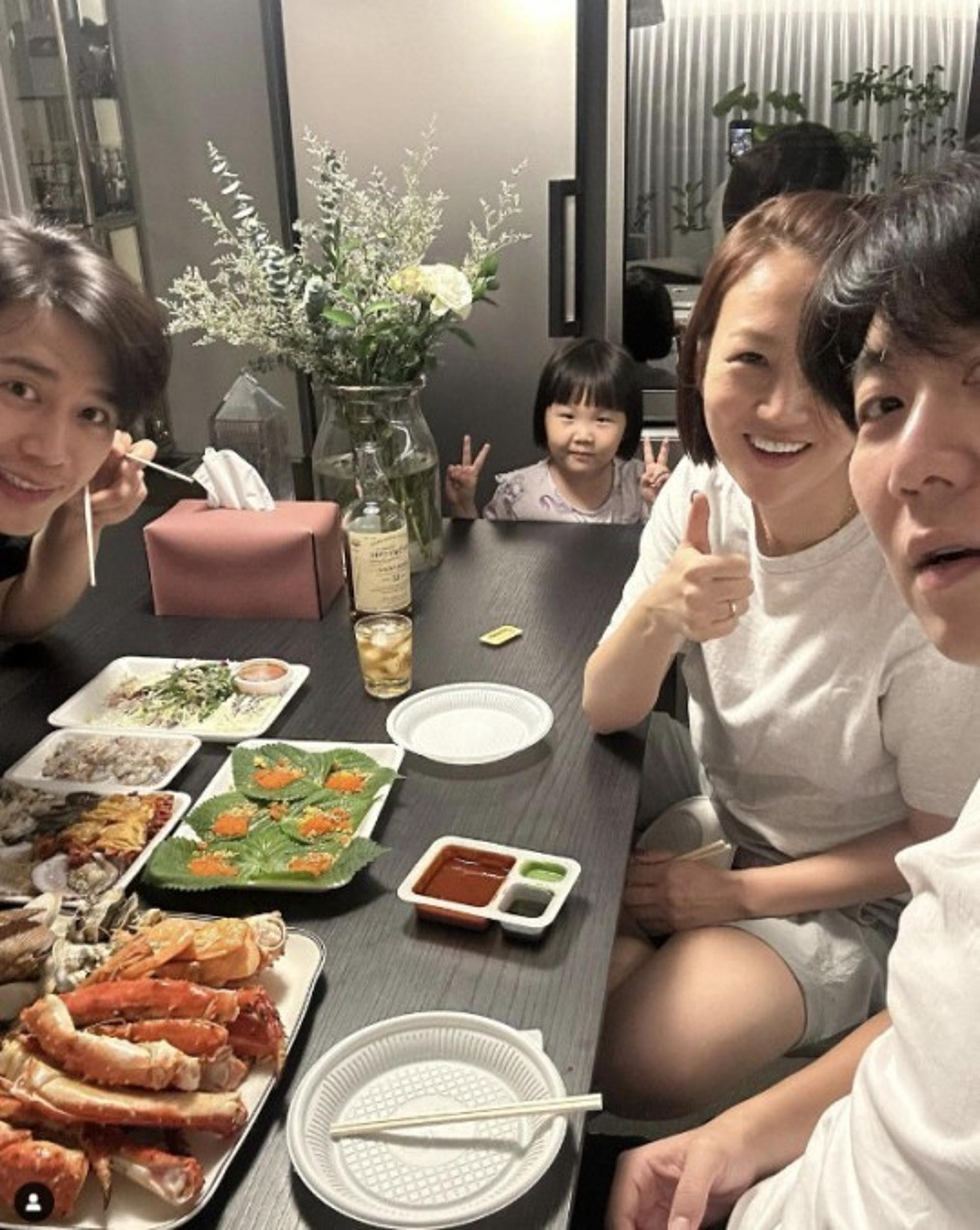장윤정♥도경완, 외도+이혼설?… 사진 한 장으로 '종결'