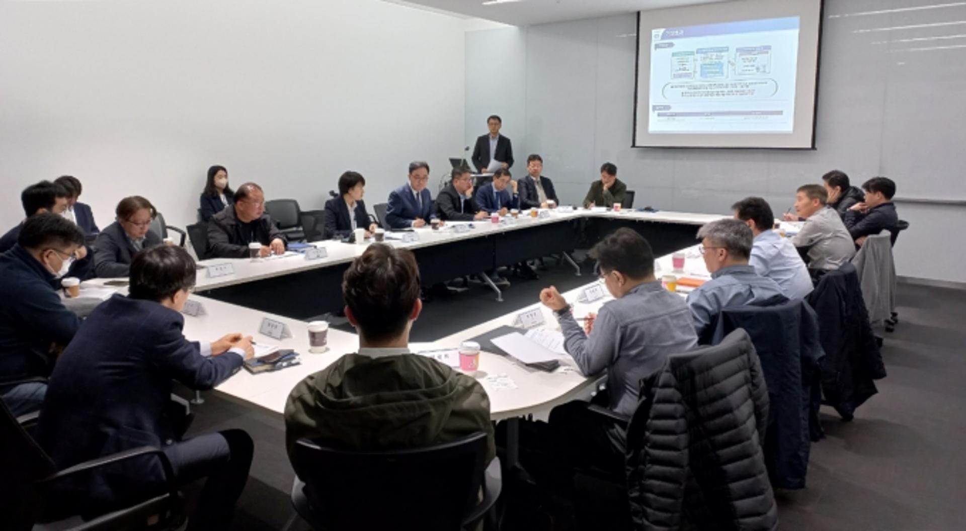 경기도, 반도체 팹리스 기업과 간담회…시스템반도체 적극 지원