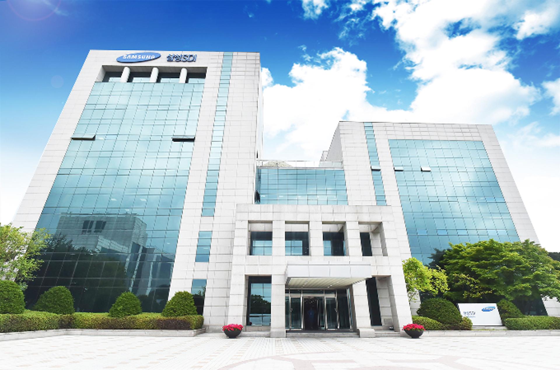 삼성SDI, 차세대 기술 집중… 2030 톱 티어 겨냥