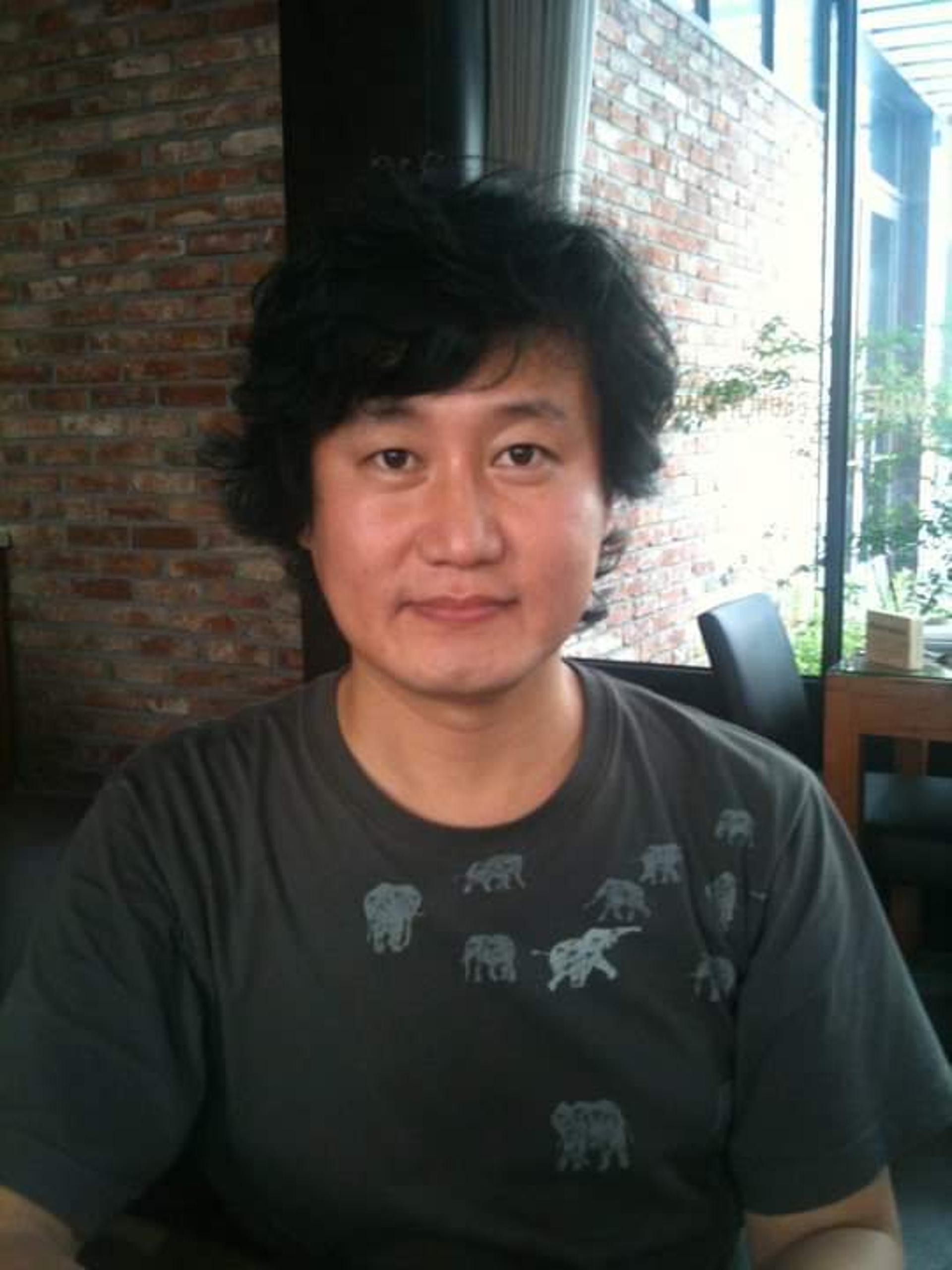 '넥스트 기타리스트' 임창수, 베트남서 오토바이 사고로 사망… 향년 54세