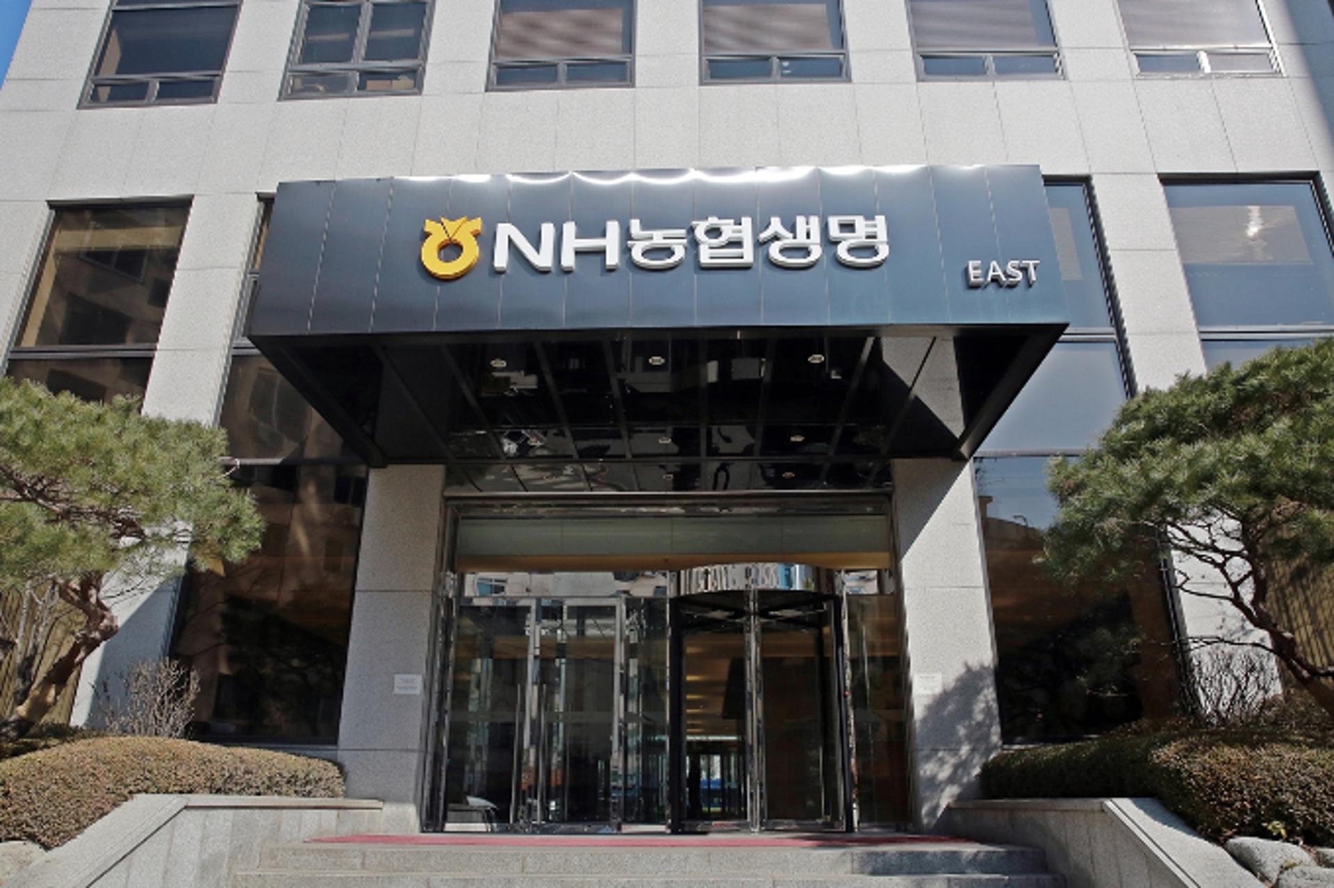 가상텃밭 가꾸러 농민들 몰린다… 농협생명, '메타커머스' 띄웠다