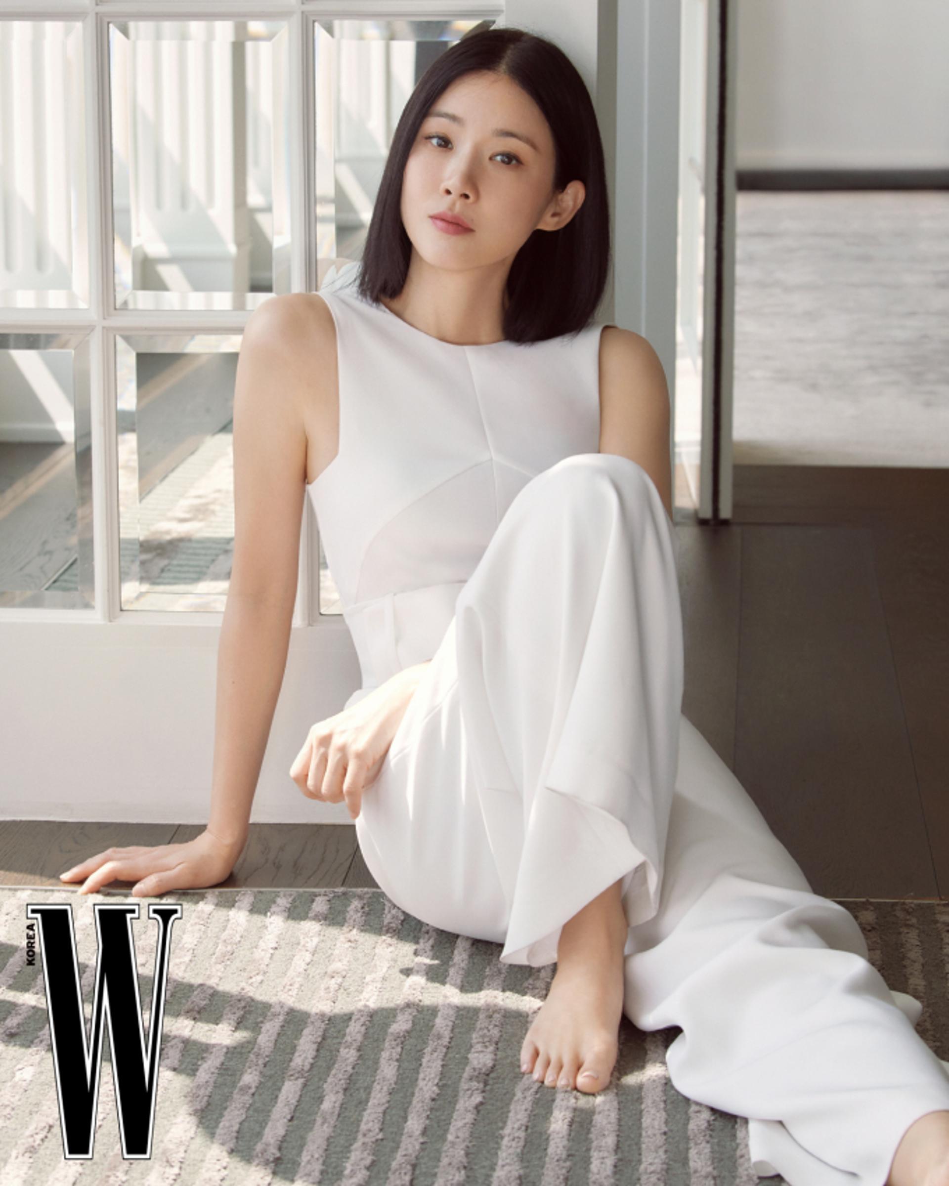이보영, '데코르테' 새 뮤즈로 발탁…뷰티 화보 공개
