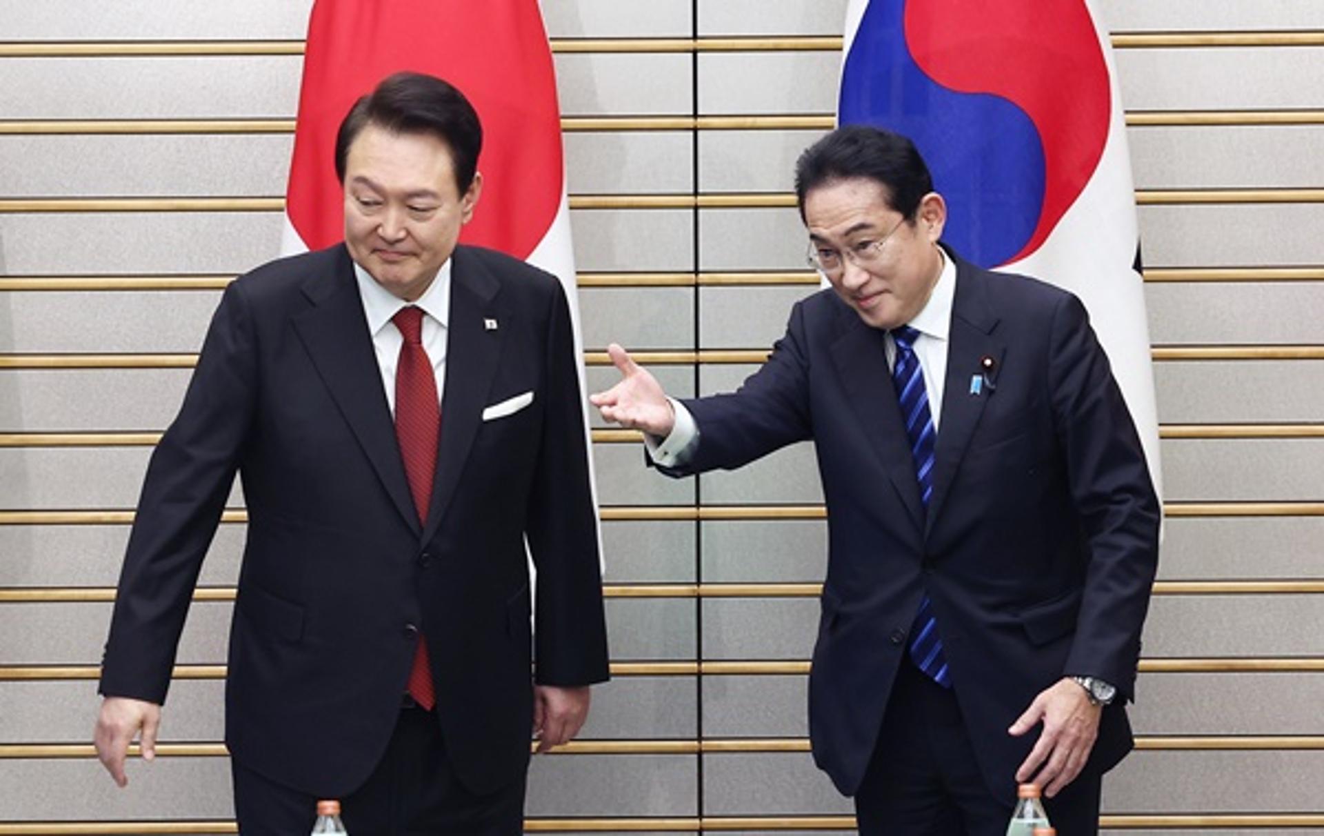 日 언론 "기시다, 5월 초 한국서 윤 대통령과 정상 회담"