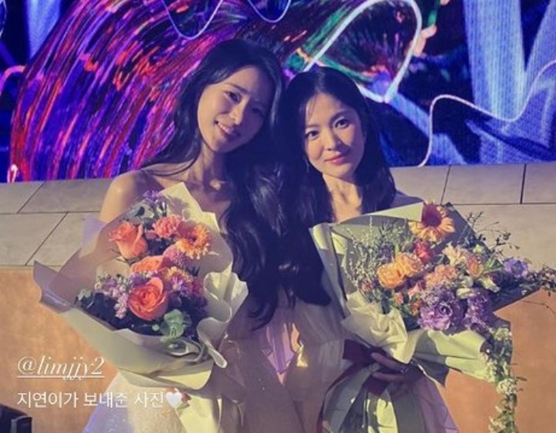 "동은이랑 연진이랑"… 송혜교·임지연, '백상' 빛낸 투샷