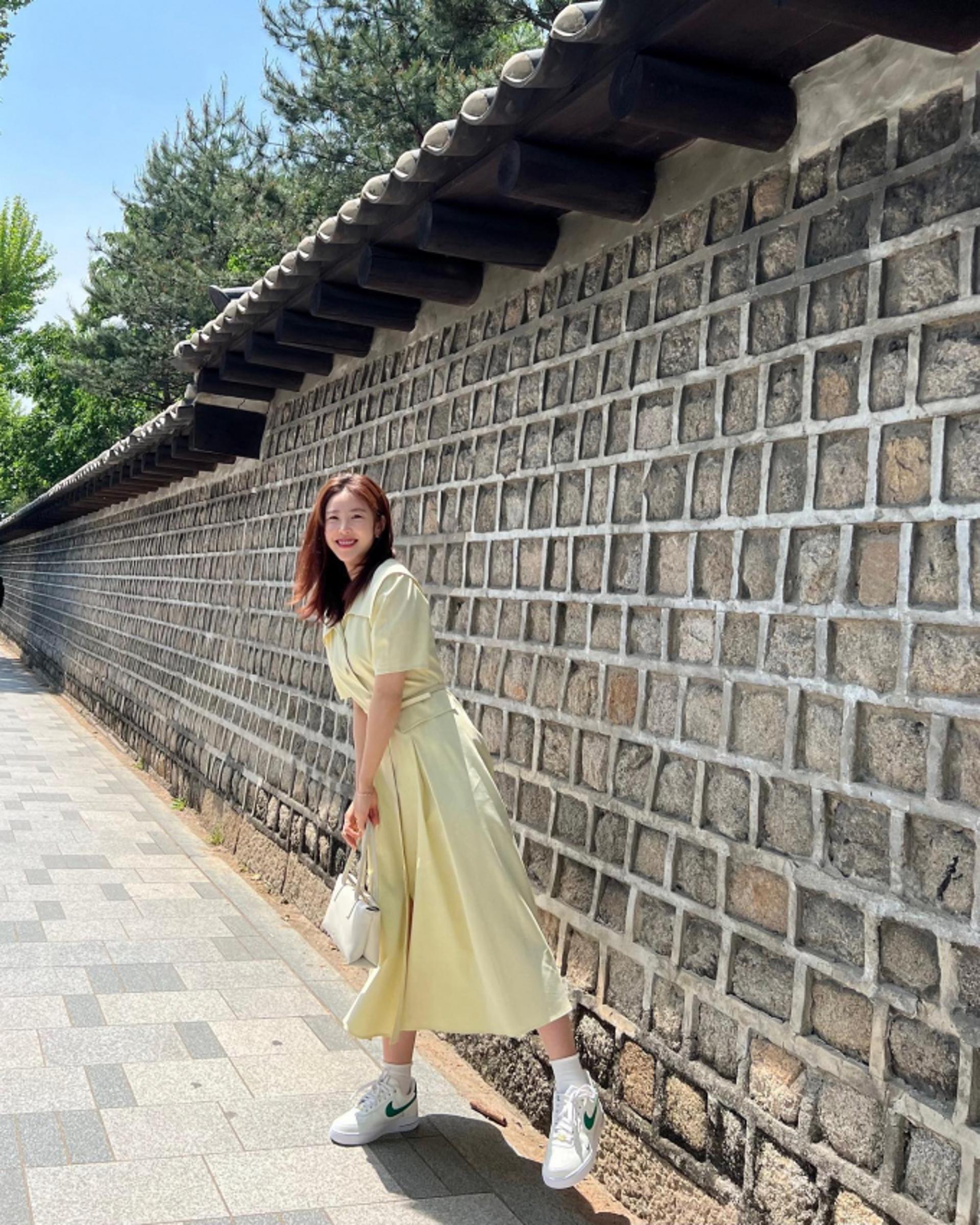 "봄 가고 여름"…전효성, 샤방샤방한 썸머룩