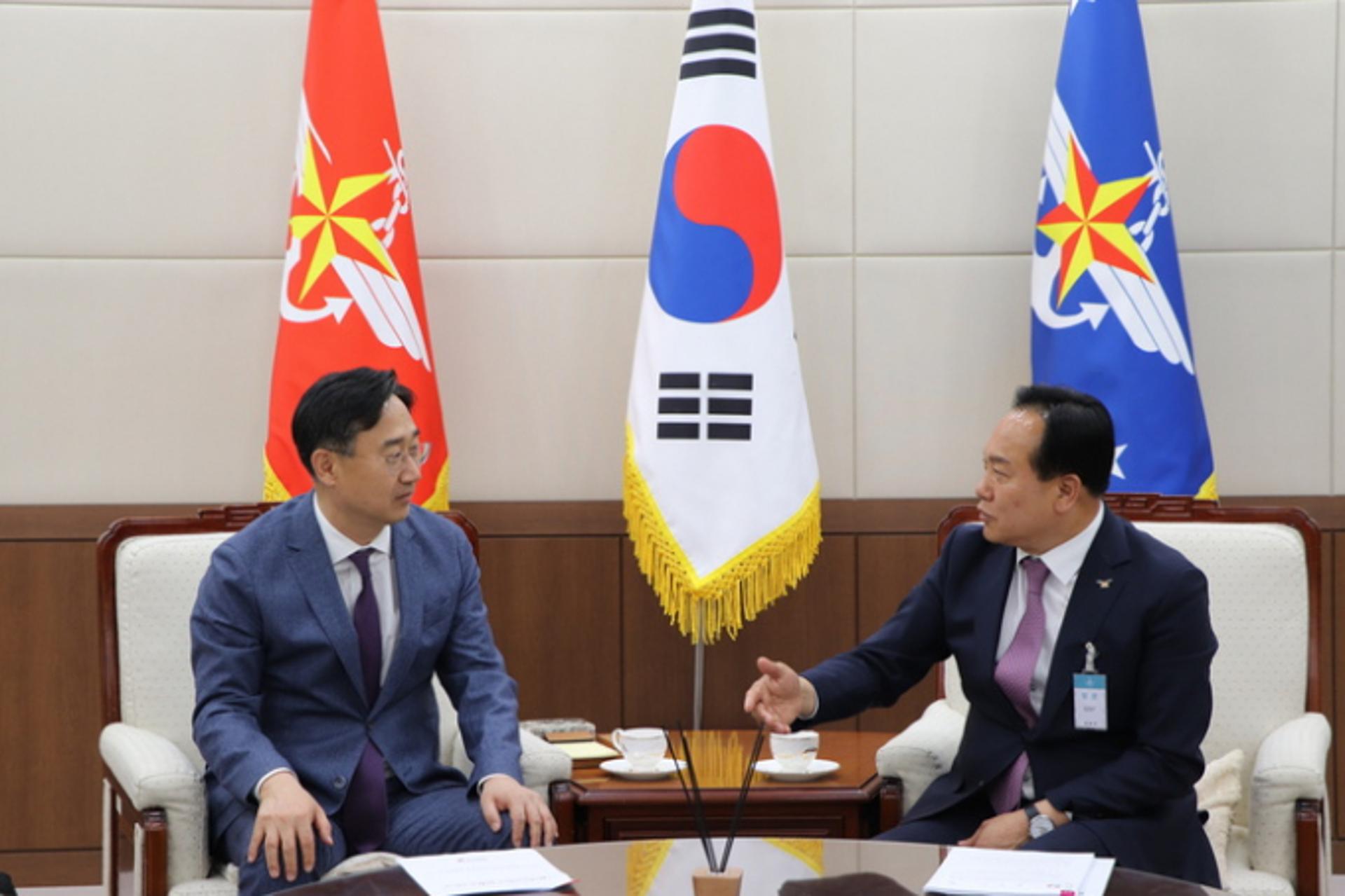 이권재 오산시장, 국방부차관 면담 '예비군훈련장 부지 첨단 산업단지 조성' 논의