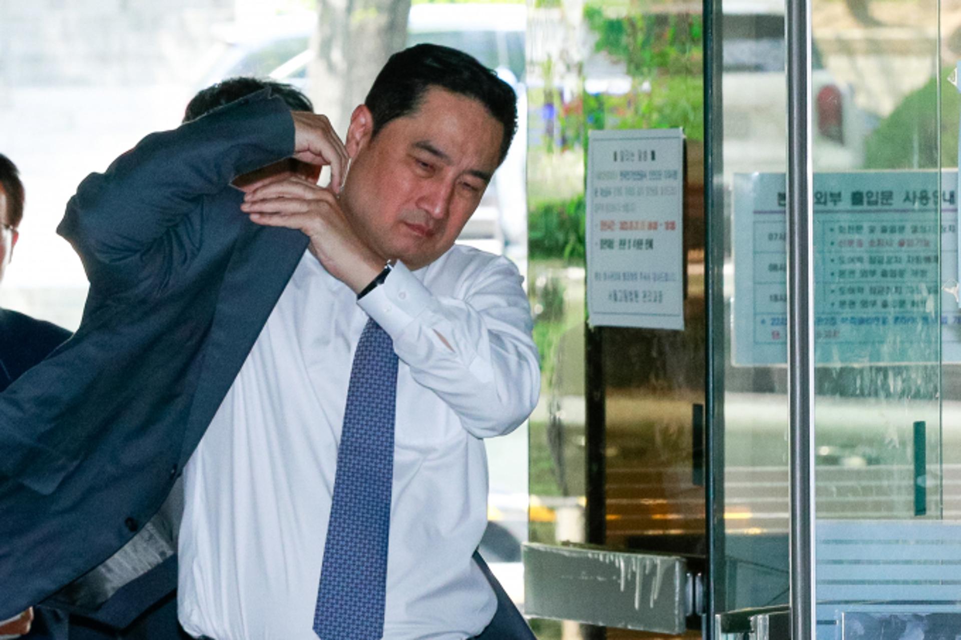 "조국 딸 포르쉐 탄다"… '명예훼손 혐의' 강용석, 징역 1년 구형