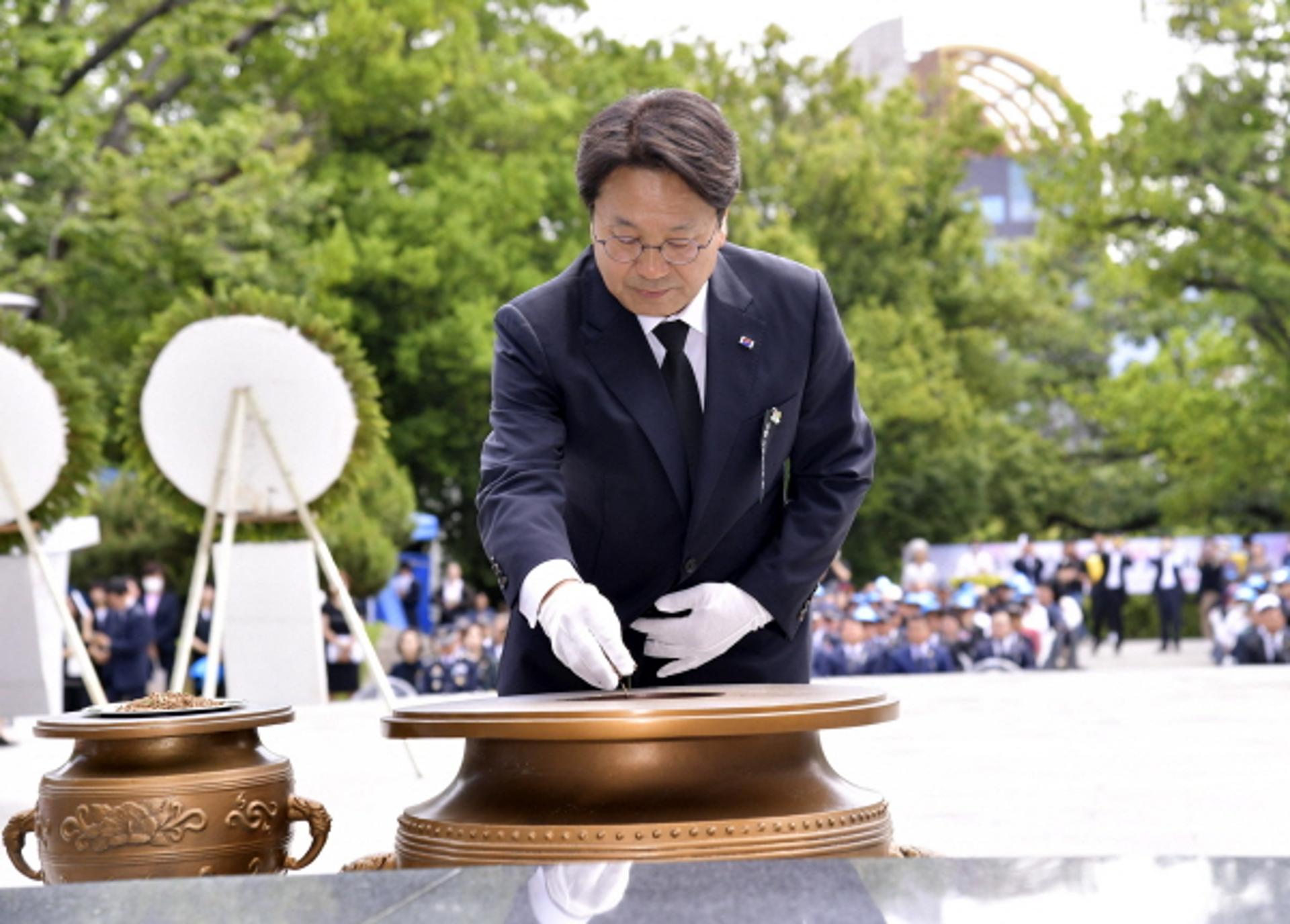 강기정 광주시장 "나라사랑 정신 잇고…보훈복지 틈새 메울것"