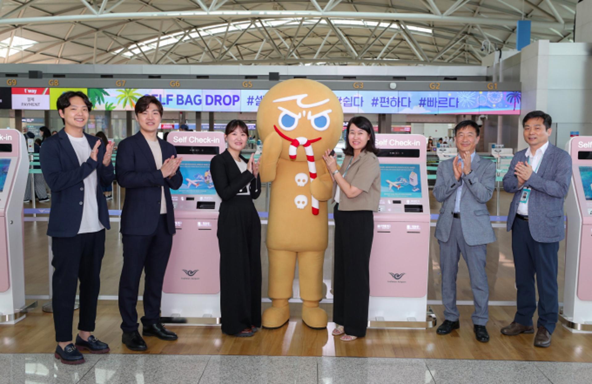 붐비는 휴가철 인천공항, 셀프서비스 이용하면 탑승수속 일사천리