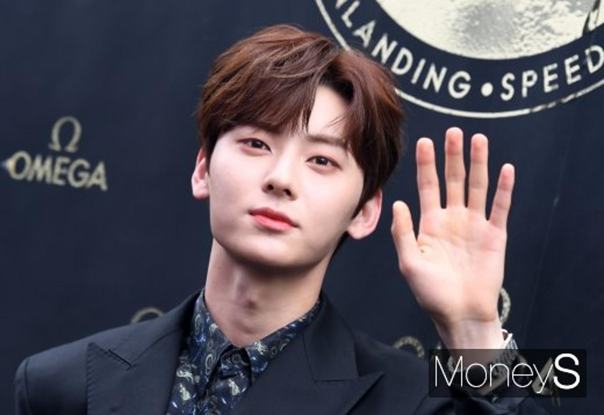사생팬에 경고… 황민현 "비공식 스케줄 무단방문 심각"