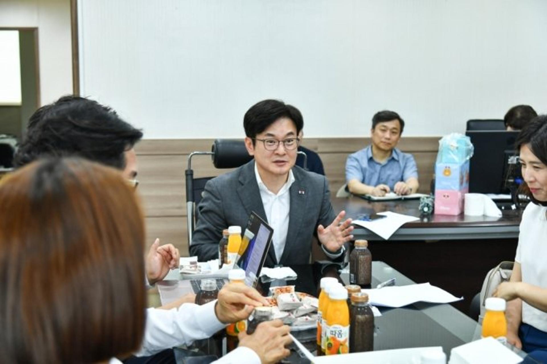 김포시, '통하고 행동하는 시장실' 운영… 활발한 소통 이어가