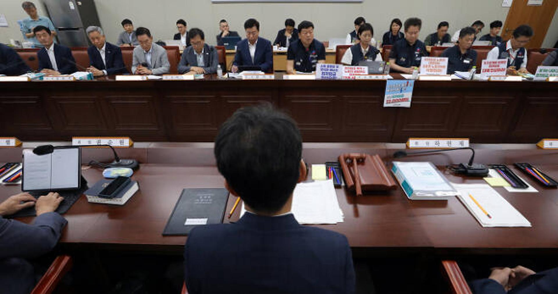 수출 중소기업 75.5% "내년 최저임금, 인하 또는 동결해야"