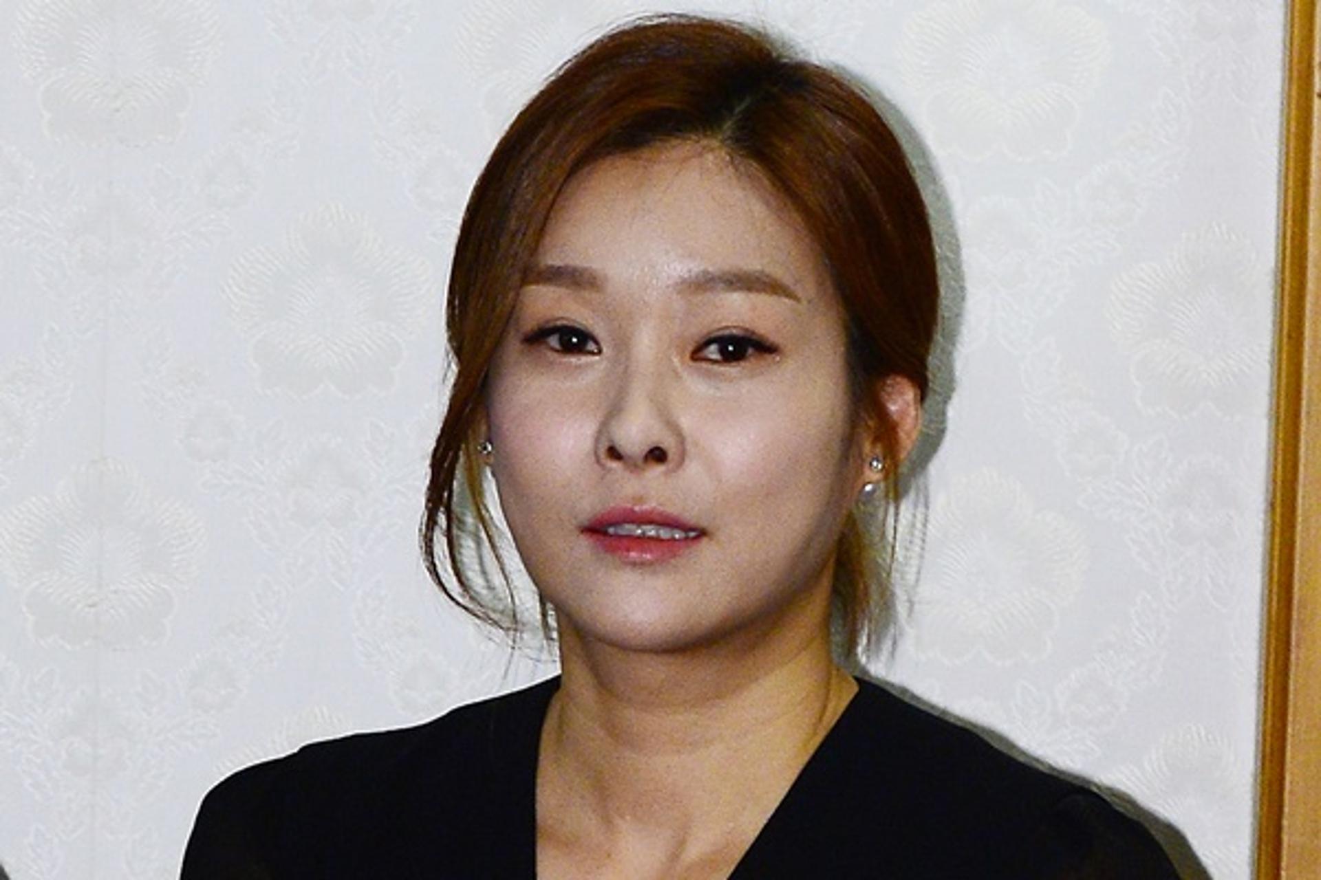"나도 피해자"…현영, 600억 맘카페 사기 연루 의혹 선긋기