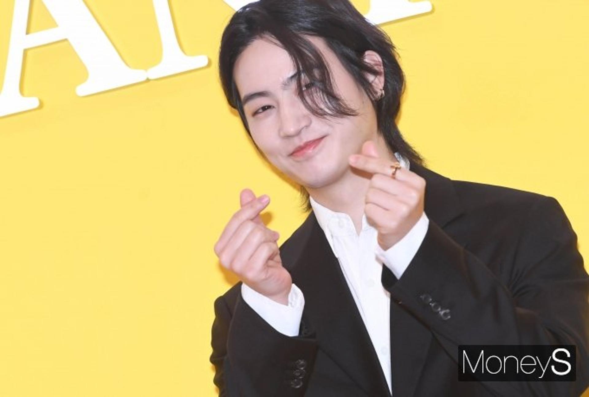 "오늘 뭐하세요"… '갓세븐' 제이비, 전속계약 해지된 이유가?