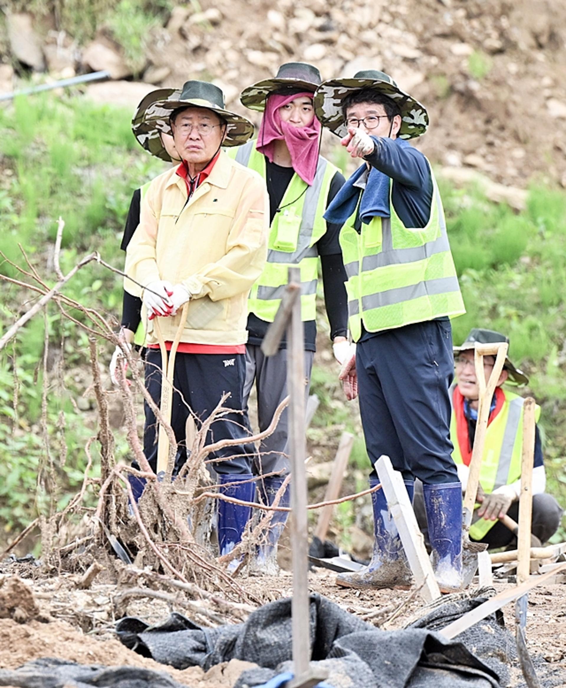 홍준표 "윤리위 참석하지 않겠다…수해복구 전념"