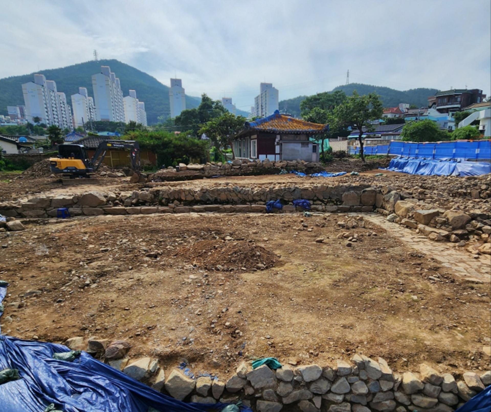 기장군, 기장읍성 동벽 발굴조사현장 일반에 공개
