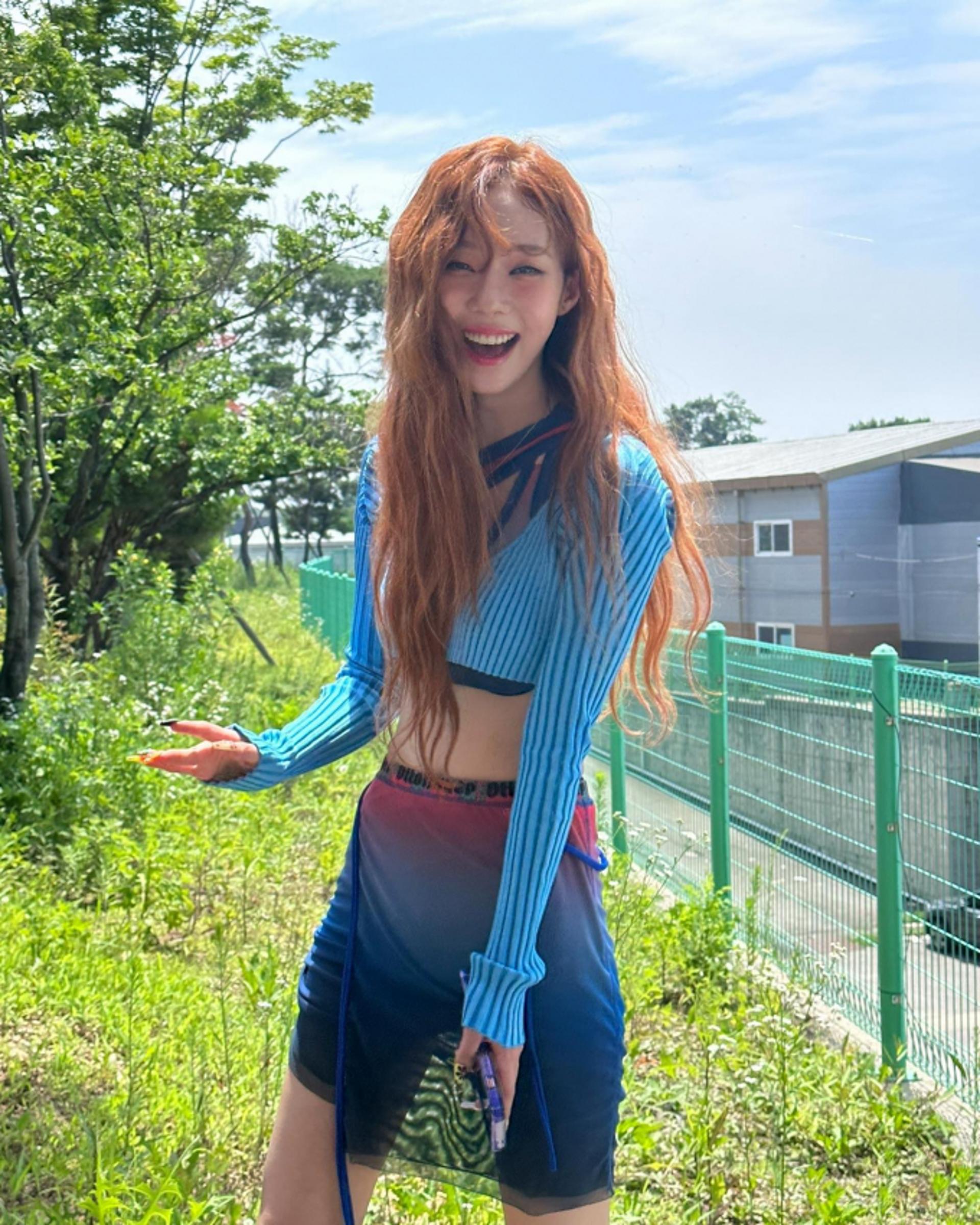 에스파 윈터, 무더위 날리는 청량한 겨울이 미소