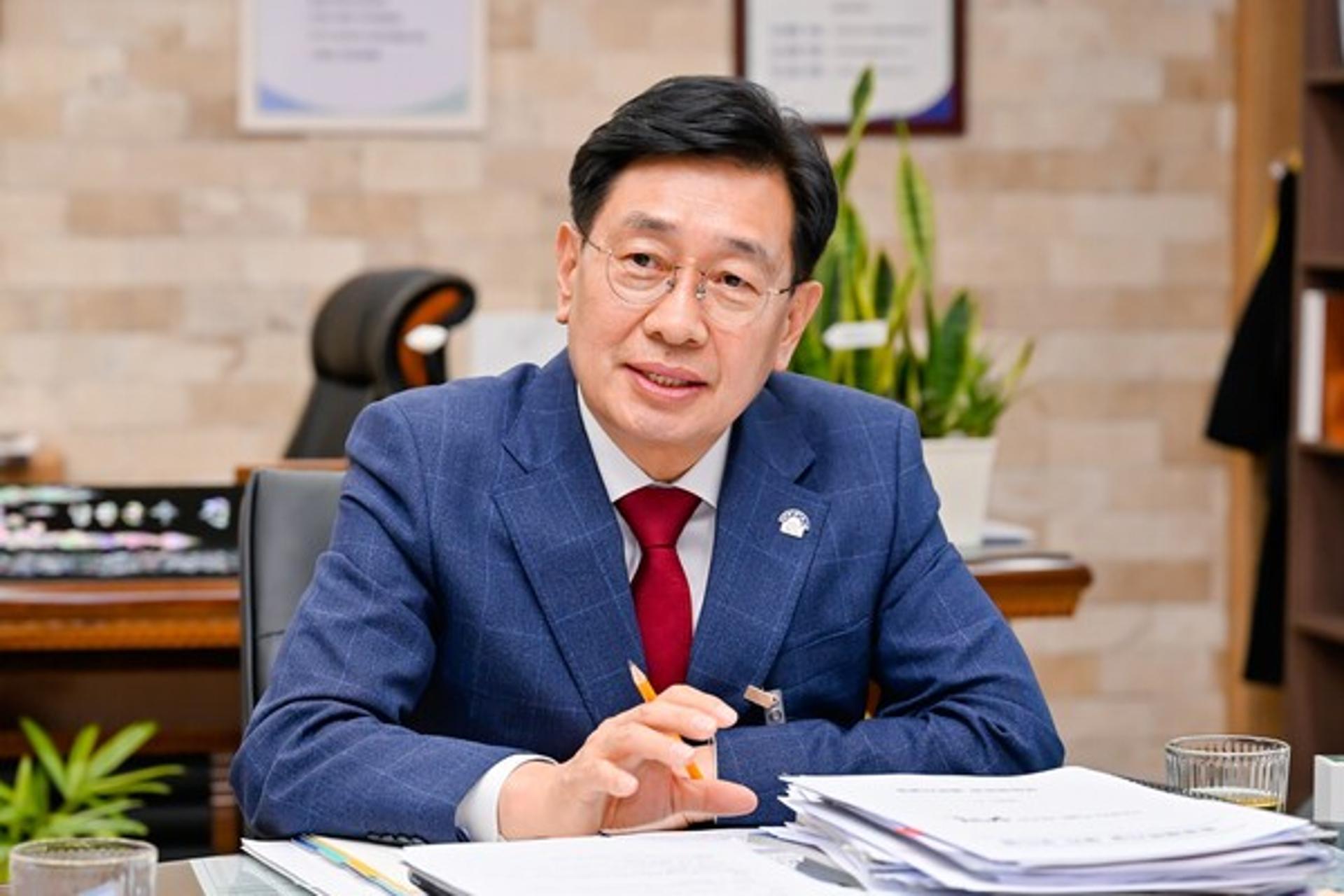 전진선 군수 "고속도로 논쟁에서 벗어나 양평군이 해야 하는 일 찾겠다"