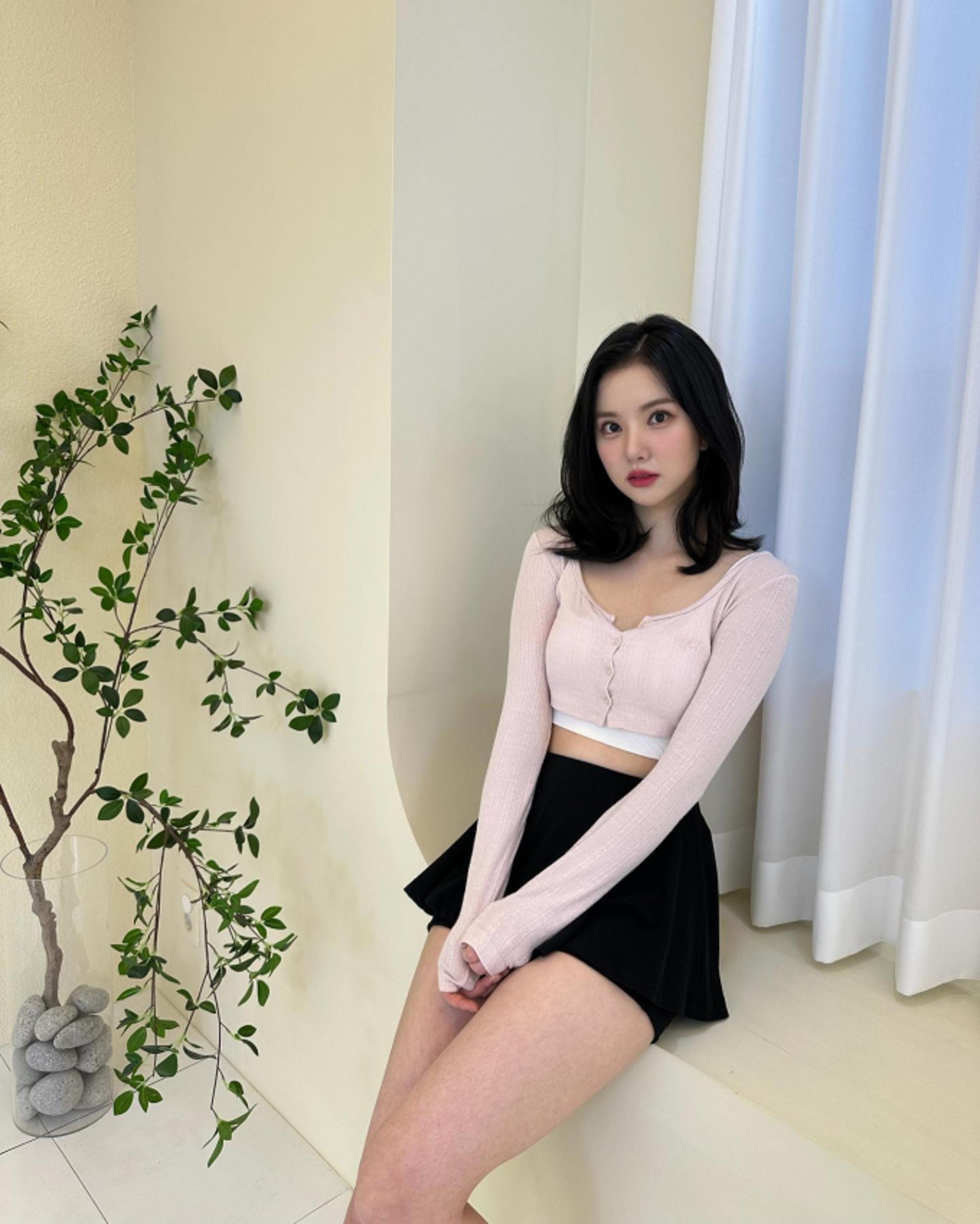 "이마를 공개합니다"…비비지 은하, 앞머리 있으나 없으나 인형 미모