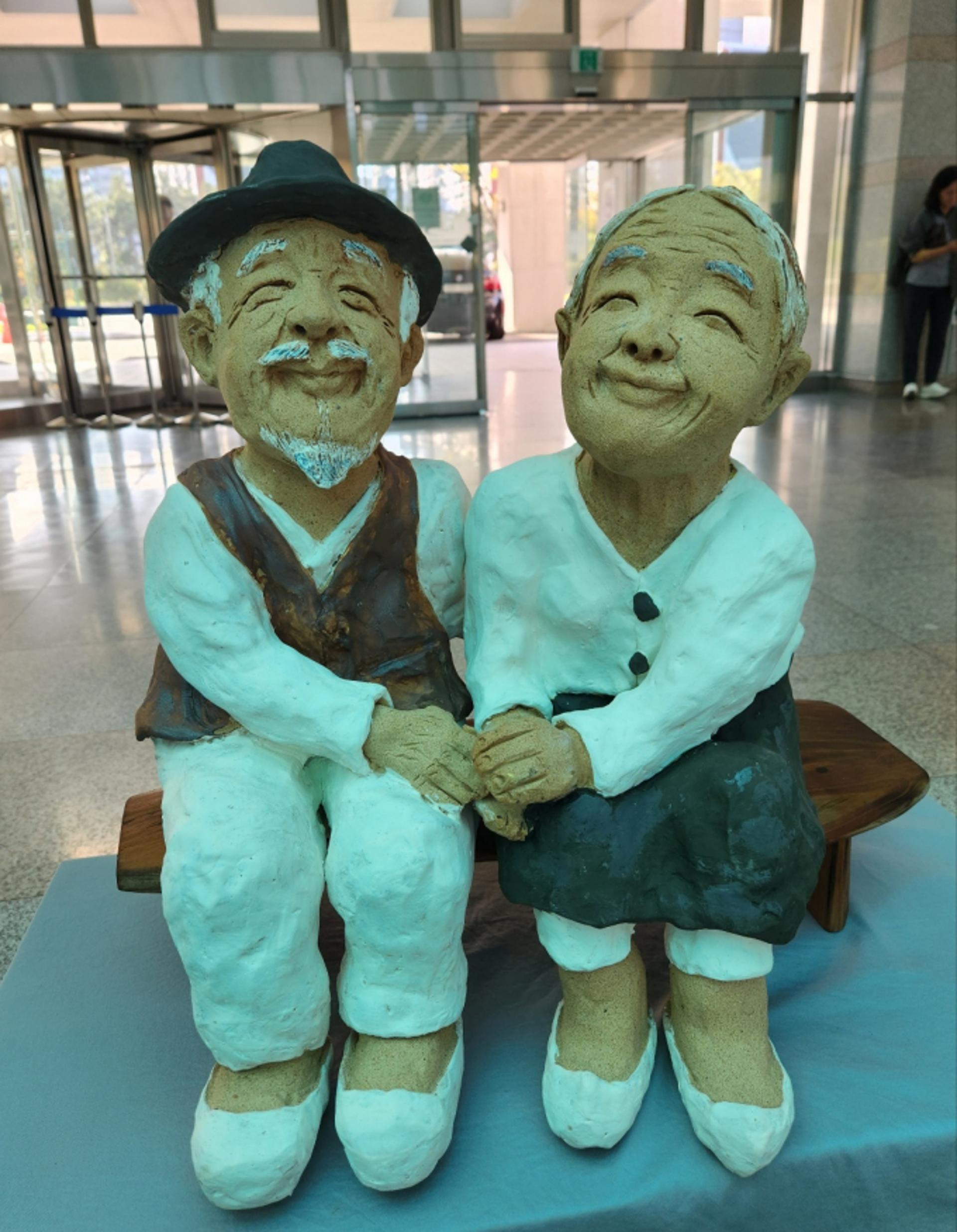 "도자문화 명백 이어간다"…20회째 기장도예협회 정기전