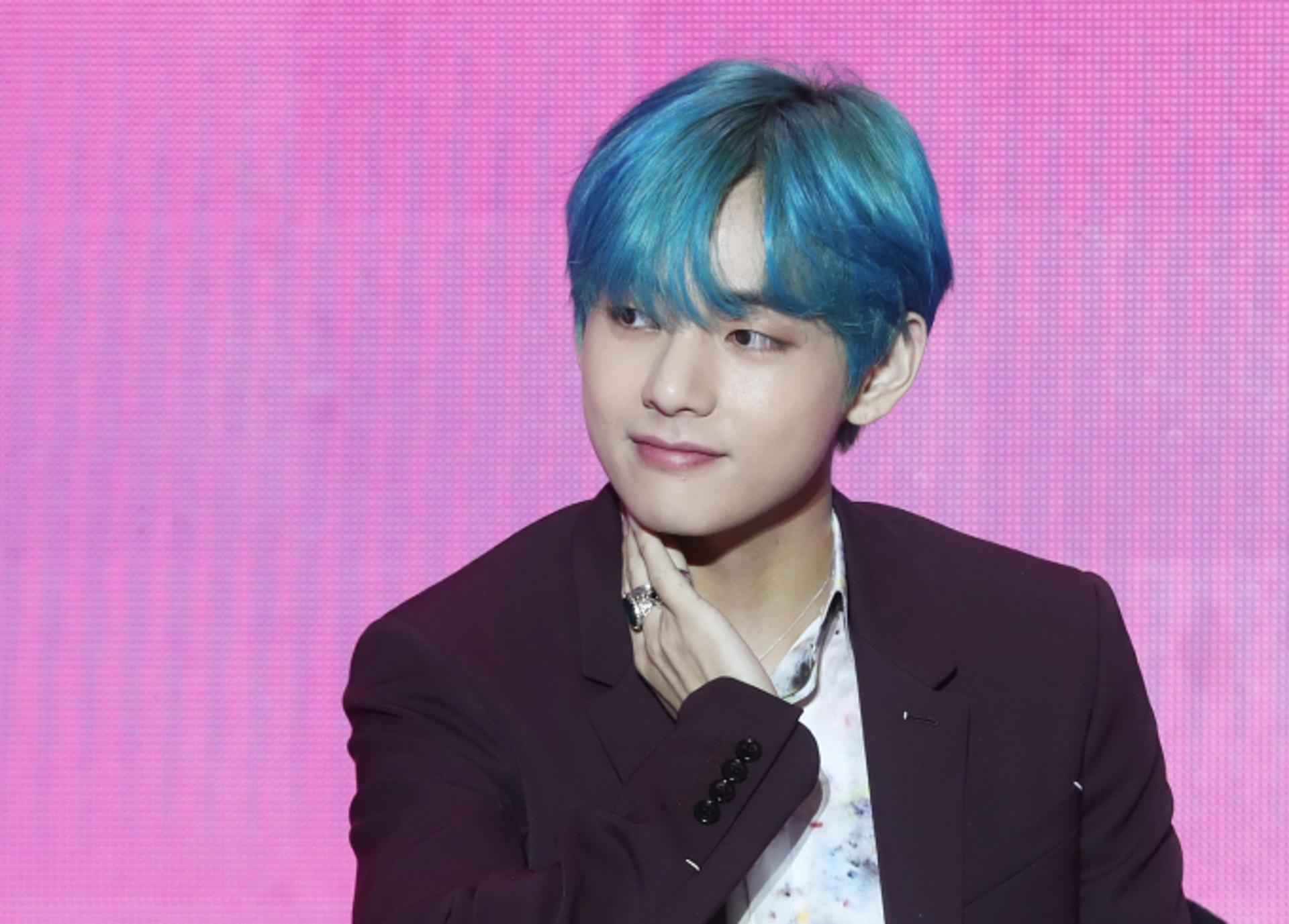 BTS 뷔, 英 싱글차트 24위 데뷔… 솔로곡 '슬로 댄싱' 1위 정조준
