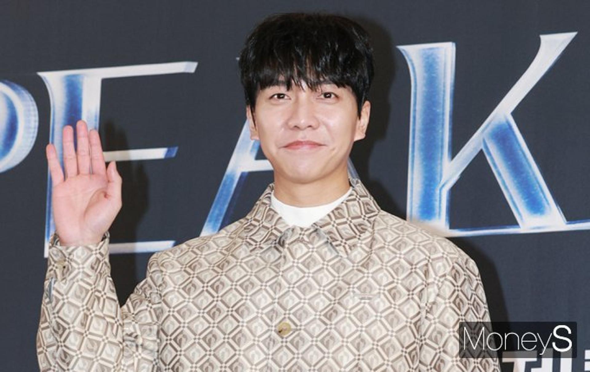 티켓 판매 저조 맞았다?… 이승기, 美 공연 거듭되는 '잡음'