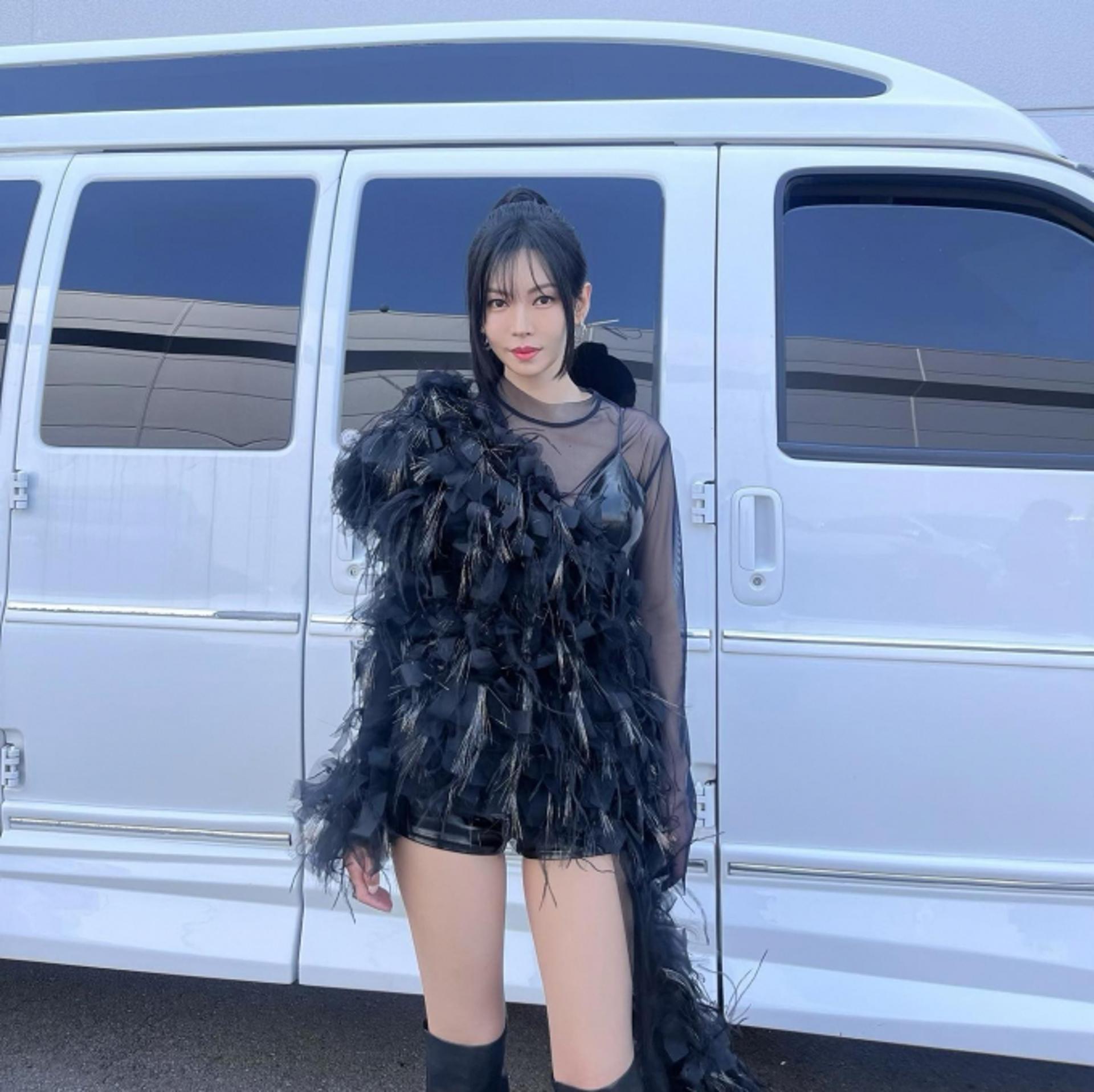 김소연, 시스루에 핫팬츠까지…아이돌이라 해도 믿을 비주얼