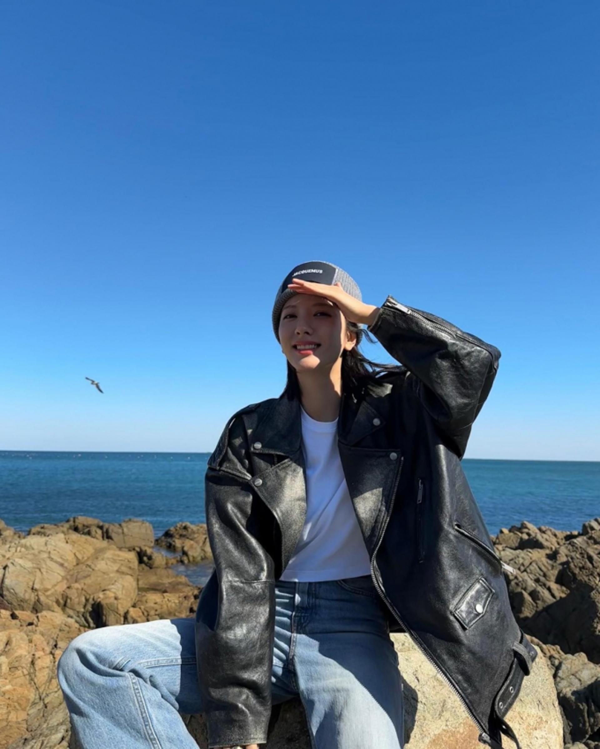우주소녀 보나(김지연), 부산서 뽐낸 힙한 바이크코어룩