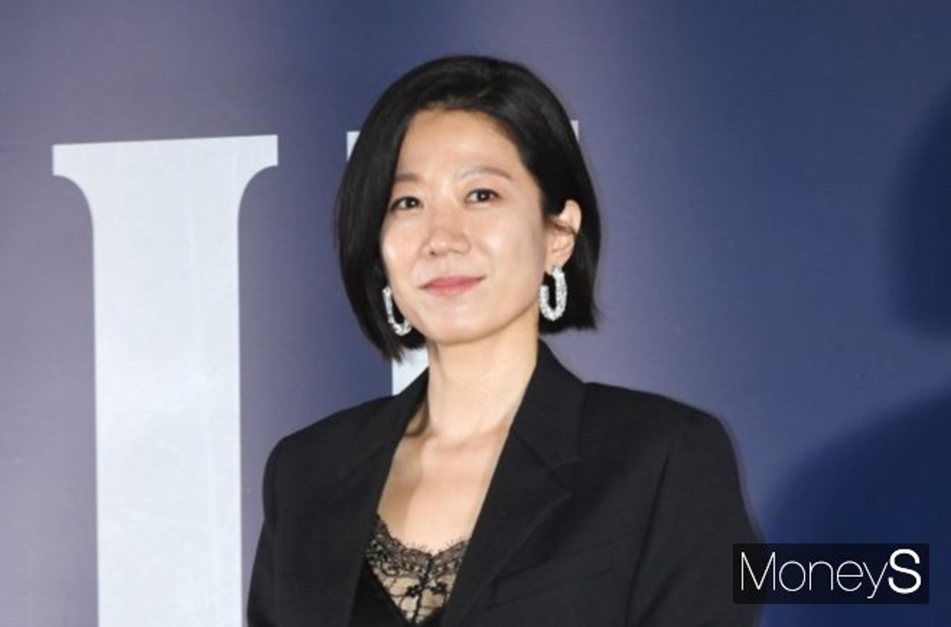 "전혜진, 실신 수준 쇼크"… 이선균 '마약' 혐의에 '충격'