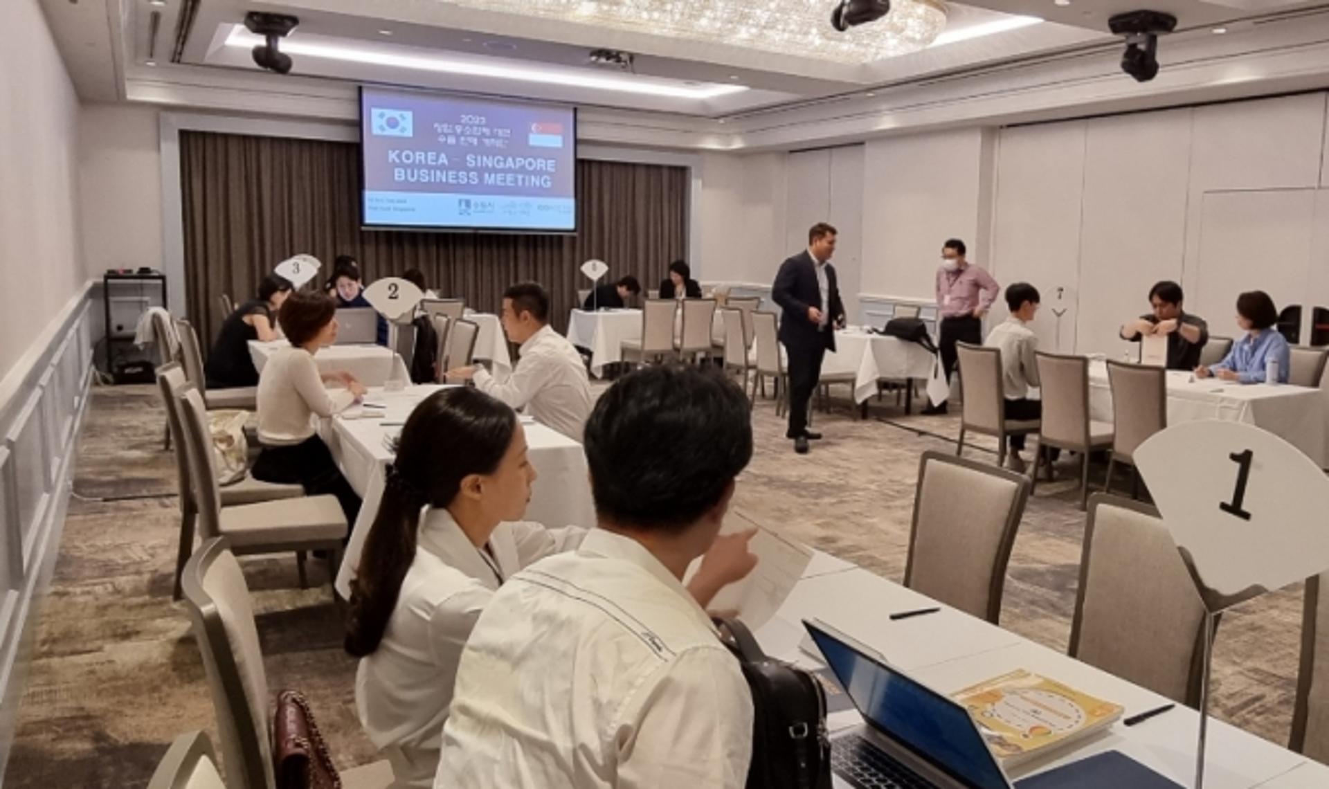 수원시, 관내 중소기업에 '싱가포르·베트남 수출판로 개척' 지원