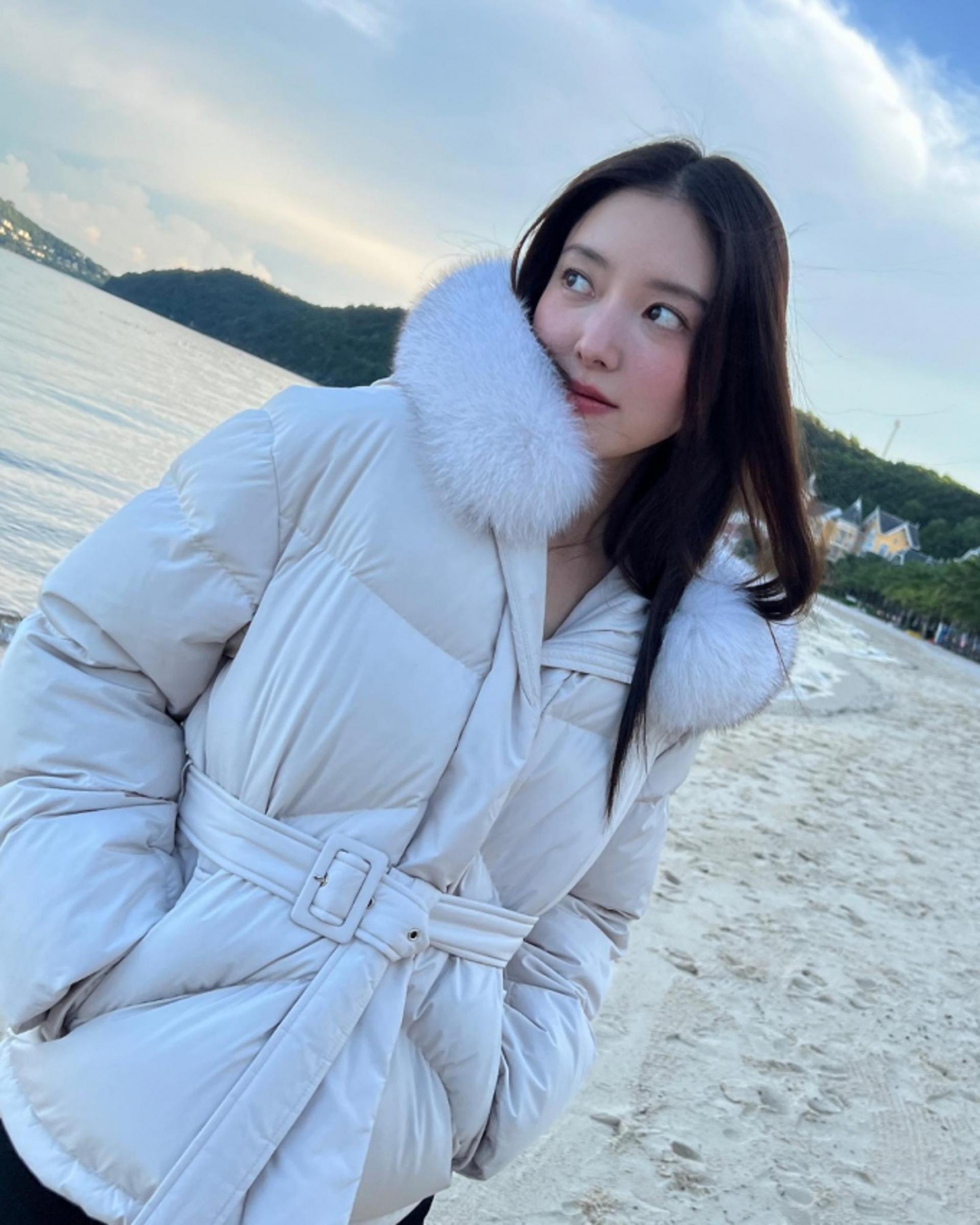 이세영, 베트남서 뽐낸 패딩룩…더위 날리는 청량미