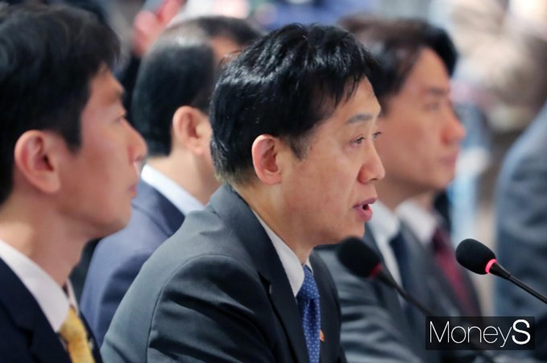 자금세탁에 가상자산 악용… 김주현 "범죄근절, 수익 최대한 환수"