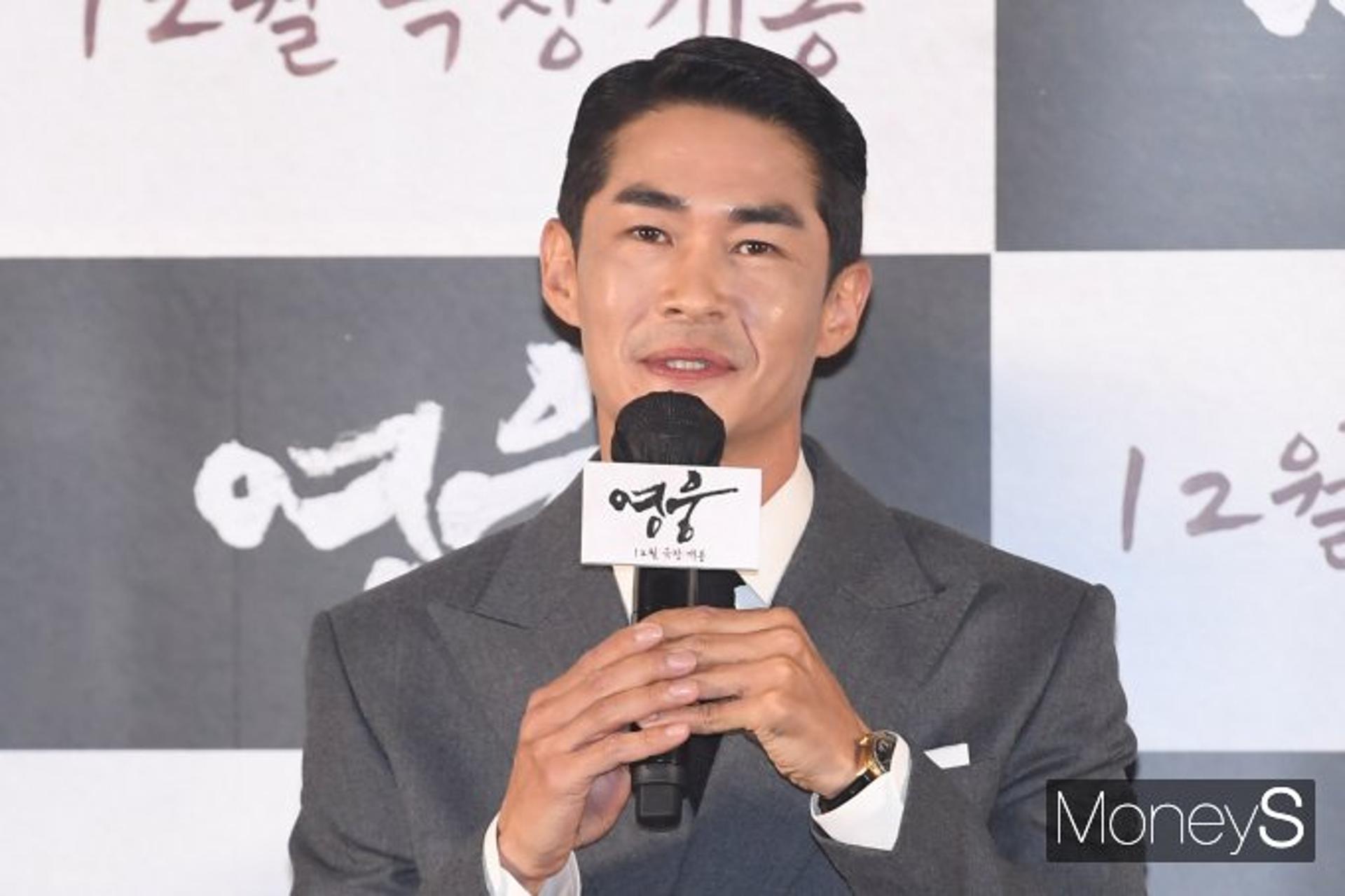 나영석PD "저 배정남과 친해요"… '손절설' 해명