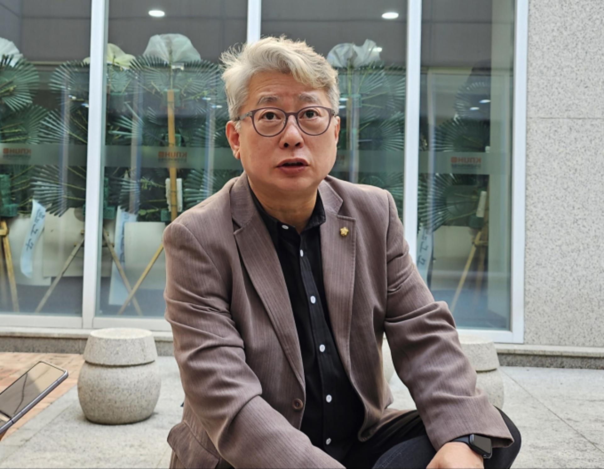 "'더글로리' 학폭 가담자 같아"… 조응천, 이상민 비판하는 민주당 지적