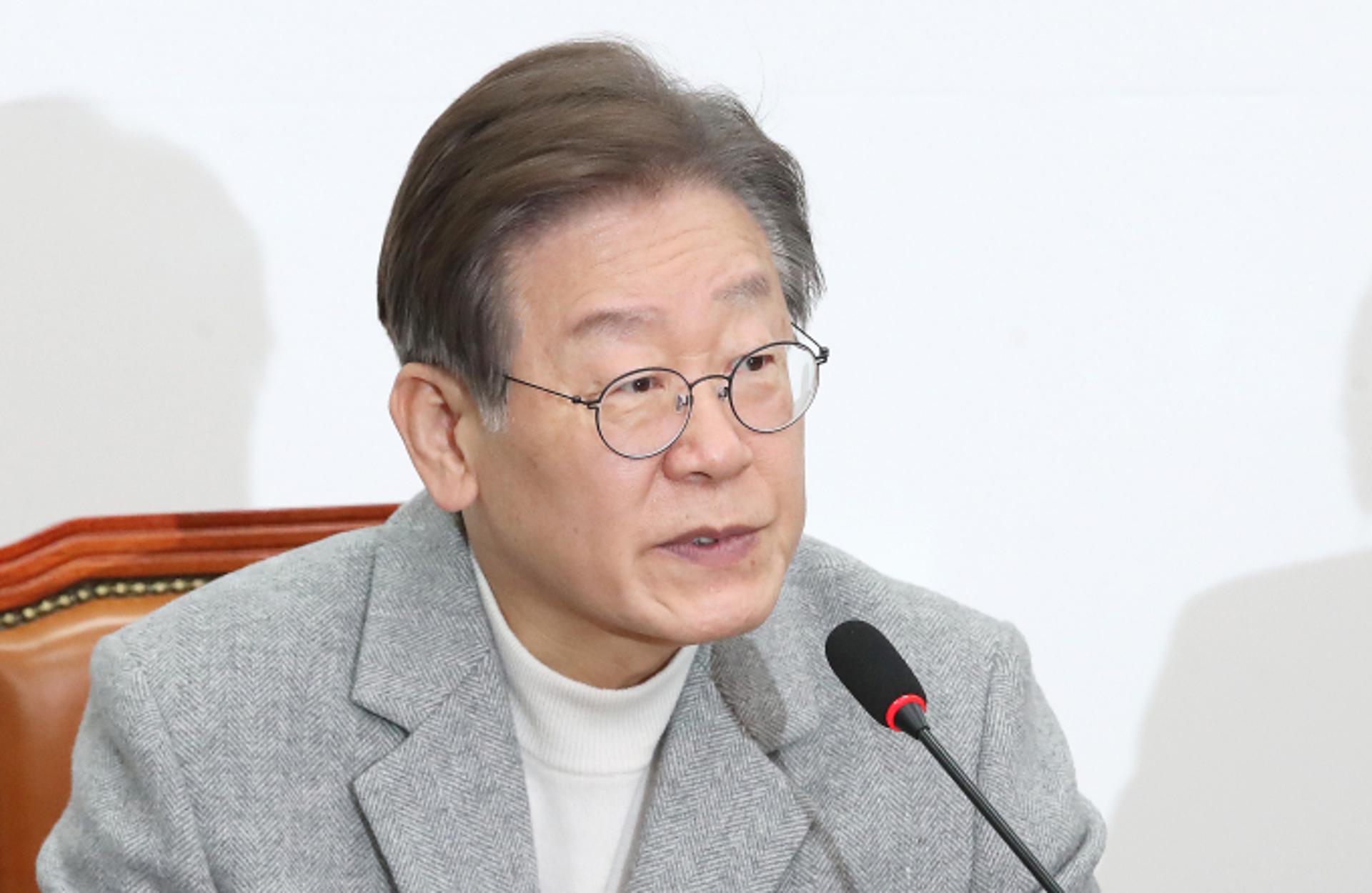이재명 "이낙연과 협의할 계획… 당 단합·소통 중요"